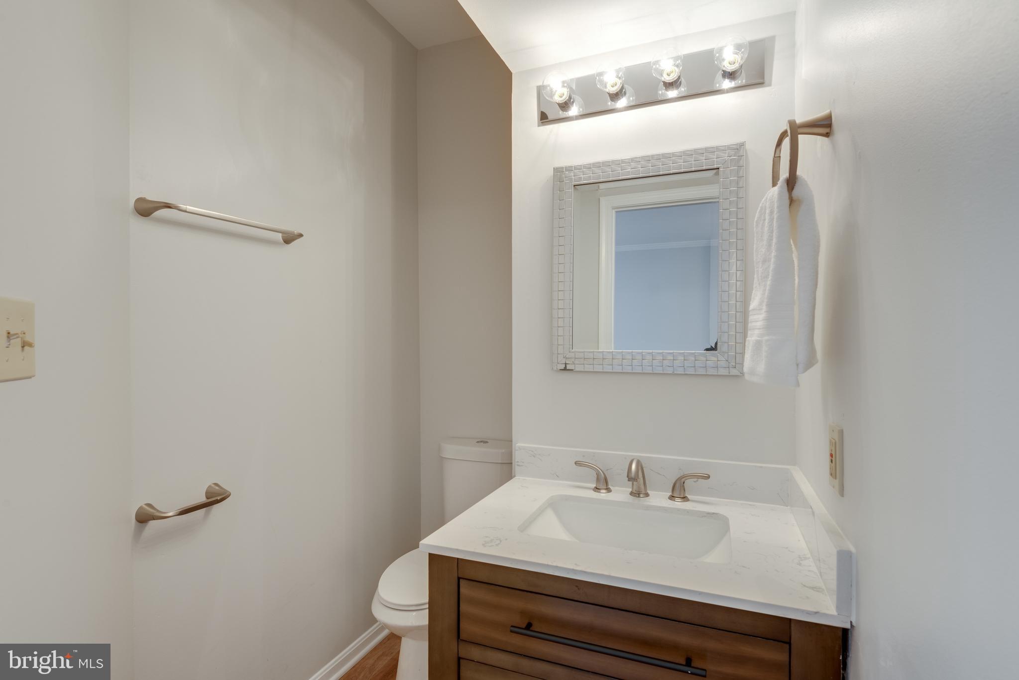 LOWES ISLAND/CASCADES - Residential Lease