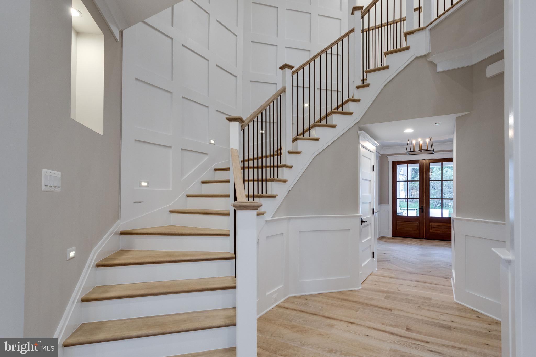 KENWOOD PARK - Residential