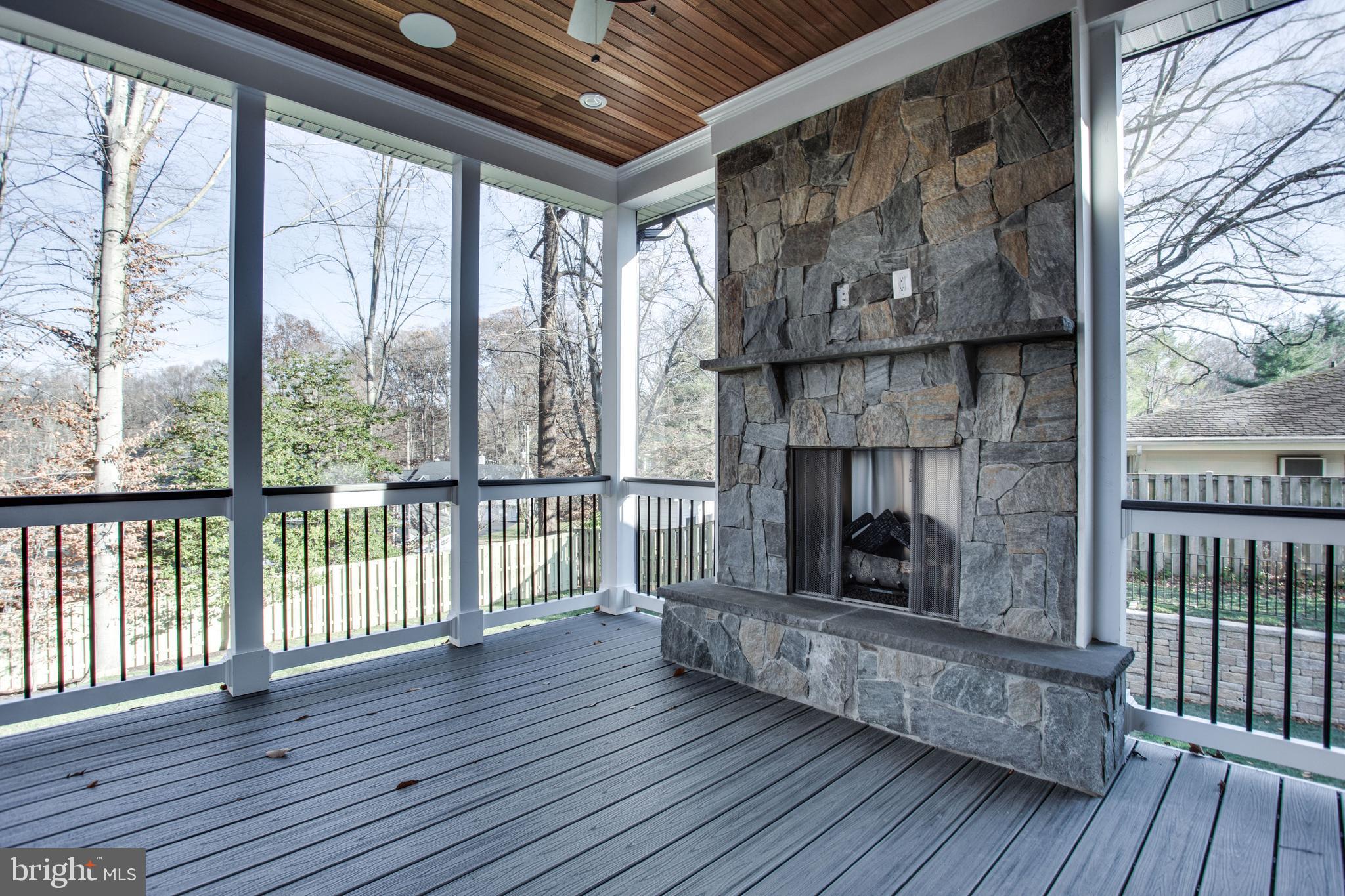 KENWOOD PARK - Residential
