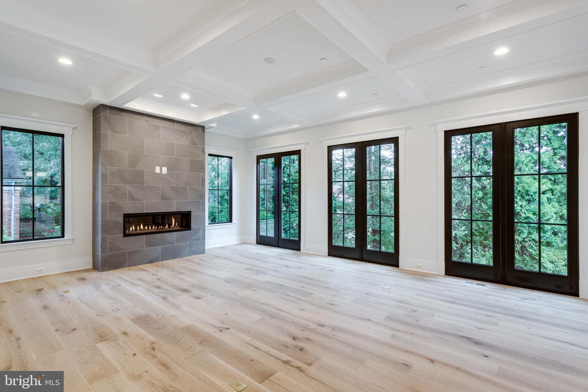 KENWOOD PARK - Residential