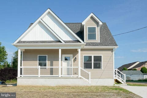 Photo of 5 Myrtle Ave, GLOUCESTER CITY, NJ 08030 (MLS # NJCD2109962)