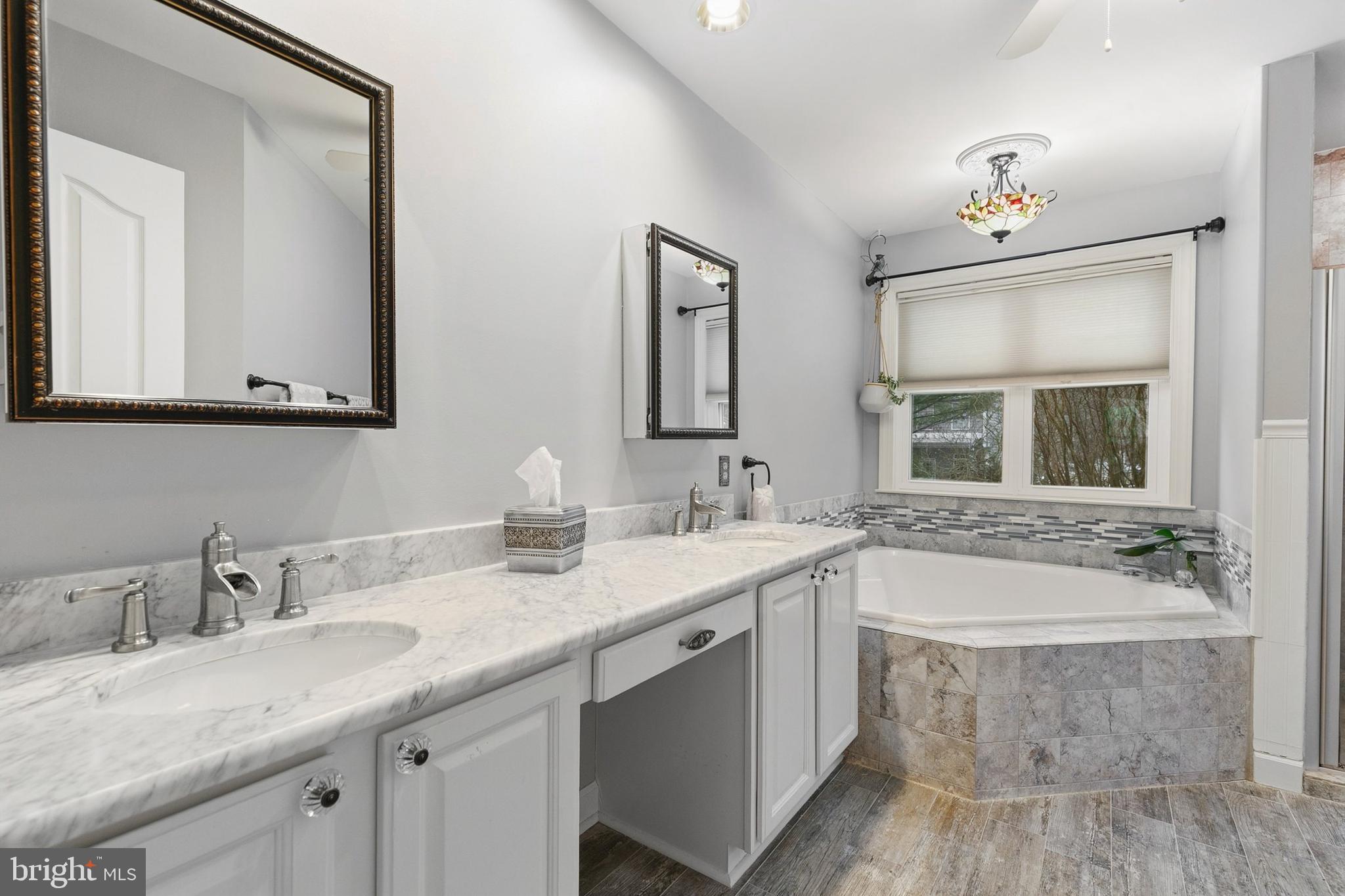 VILLAGE OF RIVER HILL - Residential