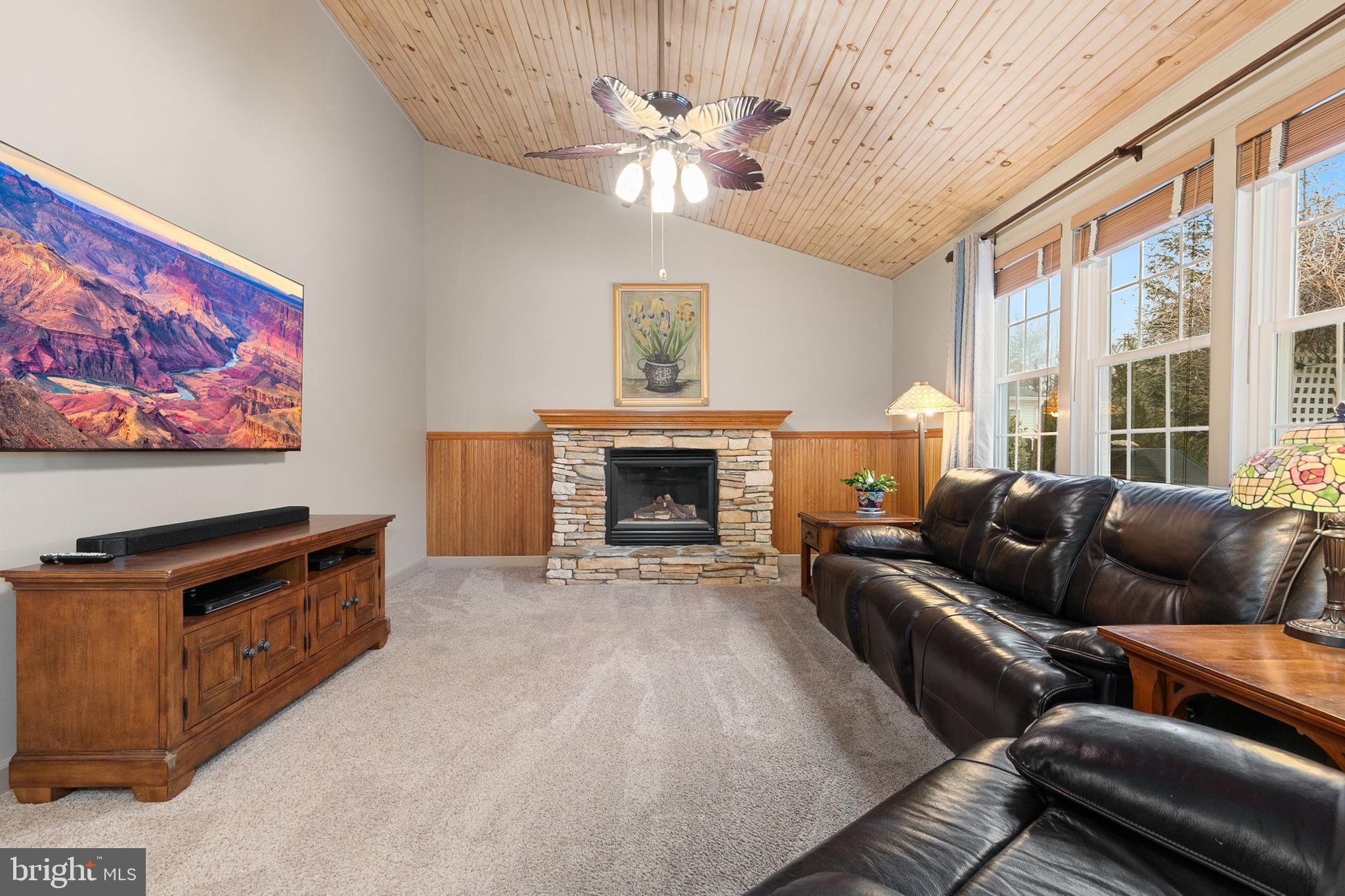 VILLAGE OF RIVER HILL - Residential