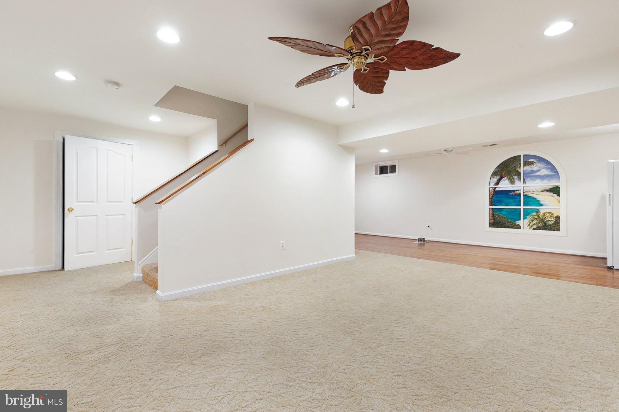 VILLAGE OF RIVER HILL - Residential