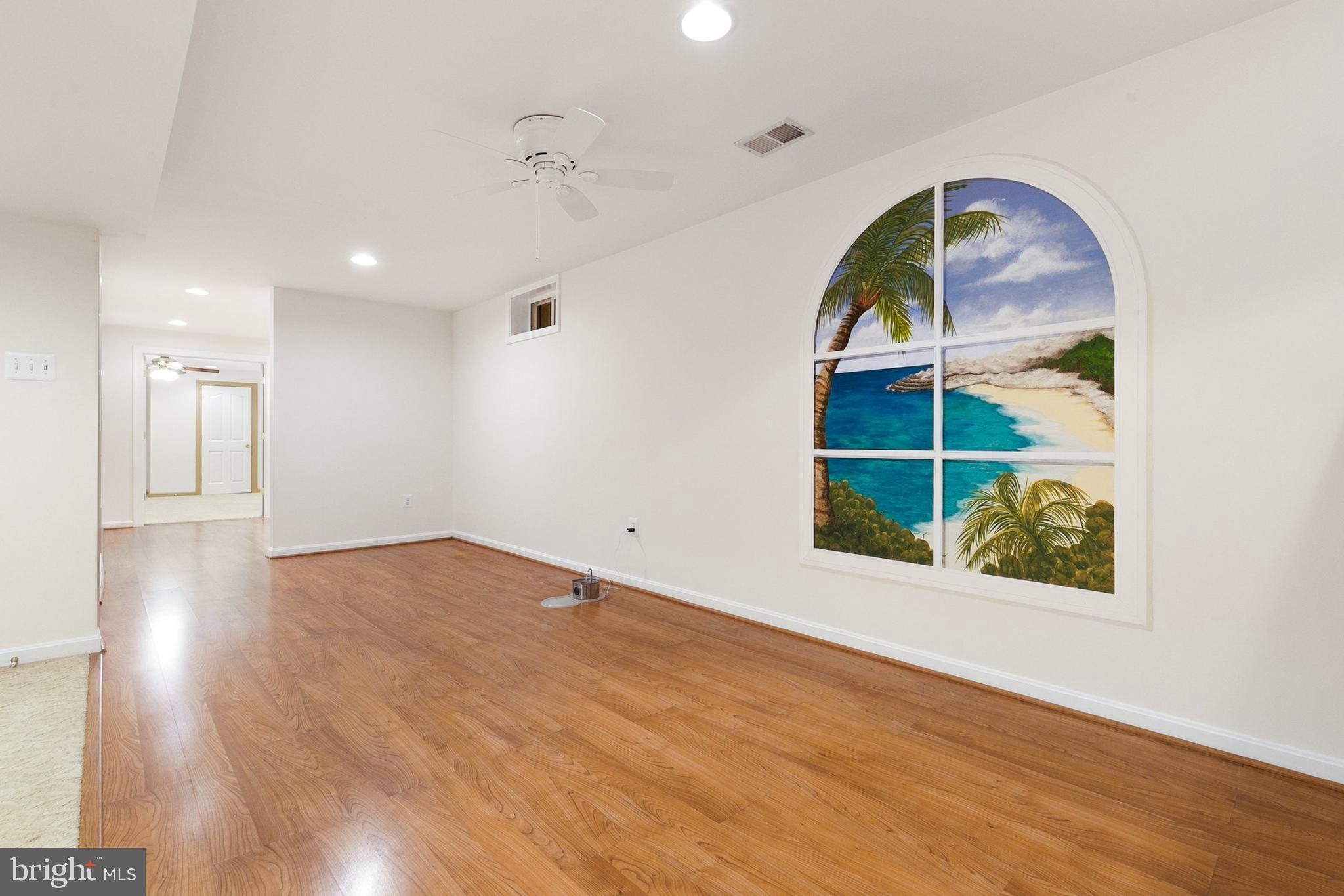 VILLAGE OF RIVER HILL - Residential