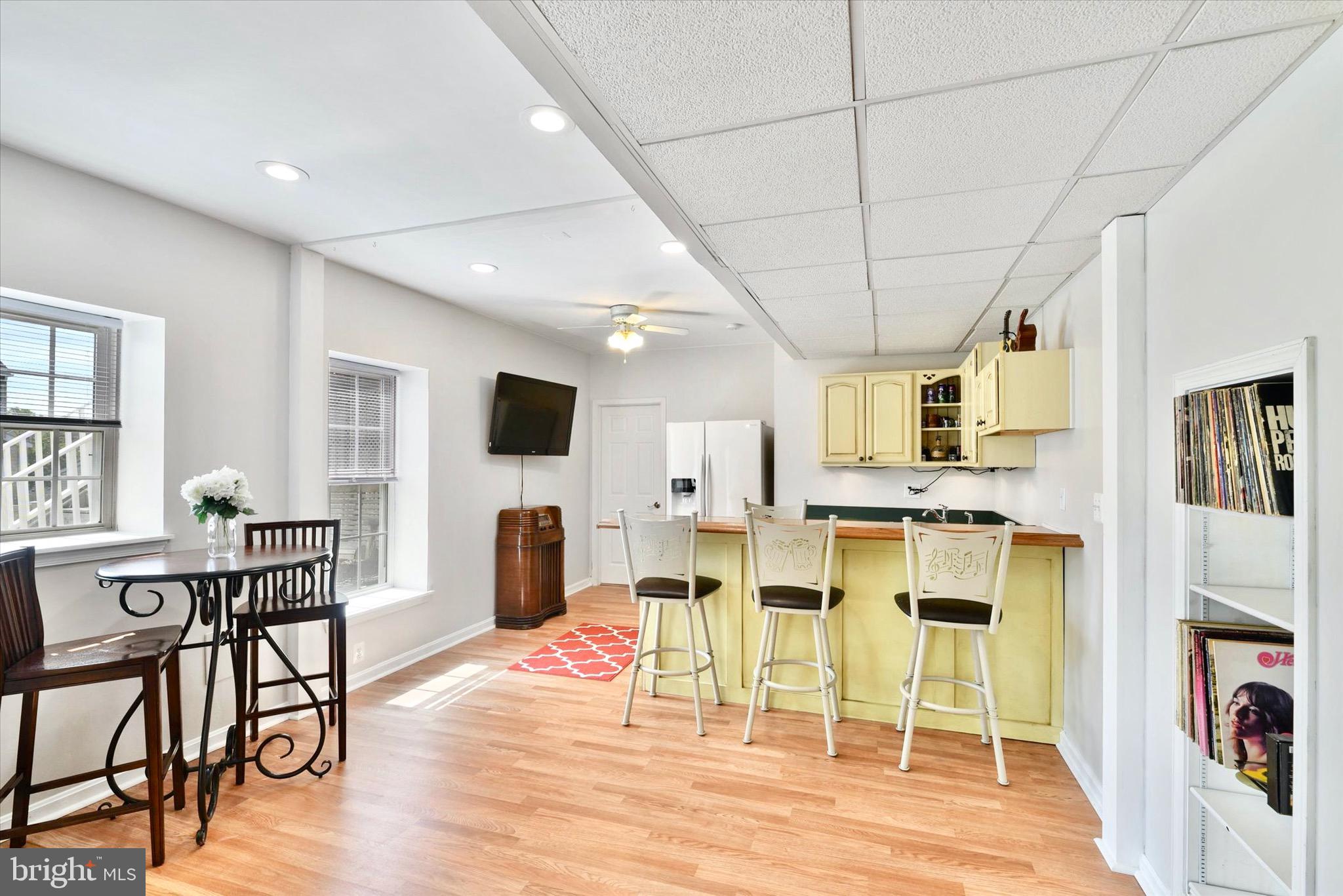 FOREST LAKES - Residential