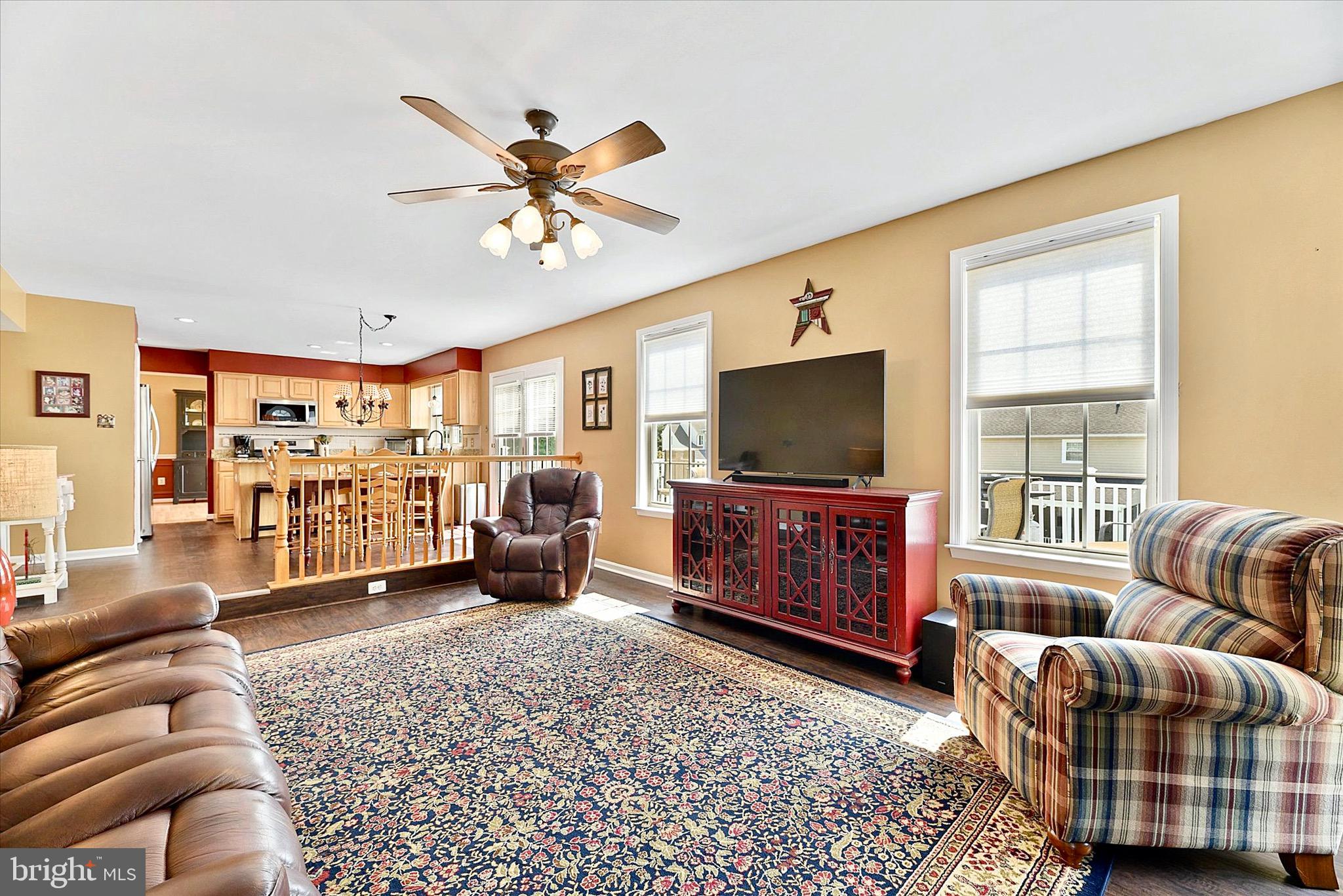 FOREST LAKES - Residential