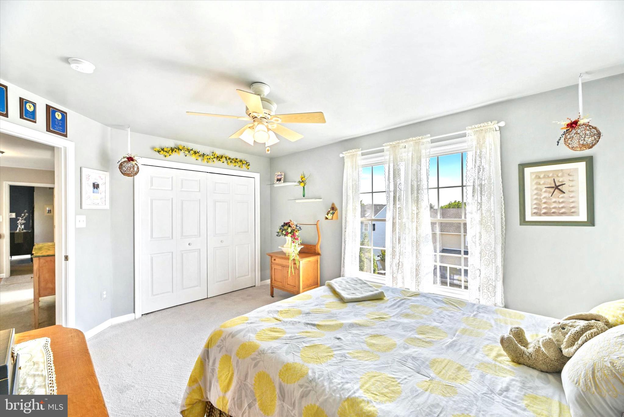 FOREST LAKES - Residential