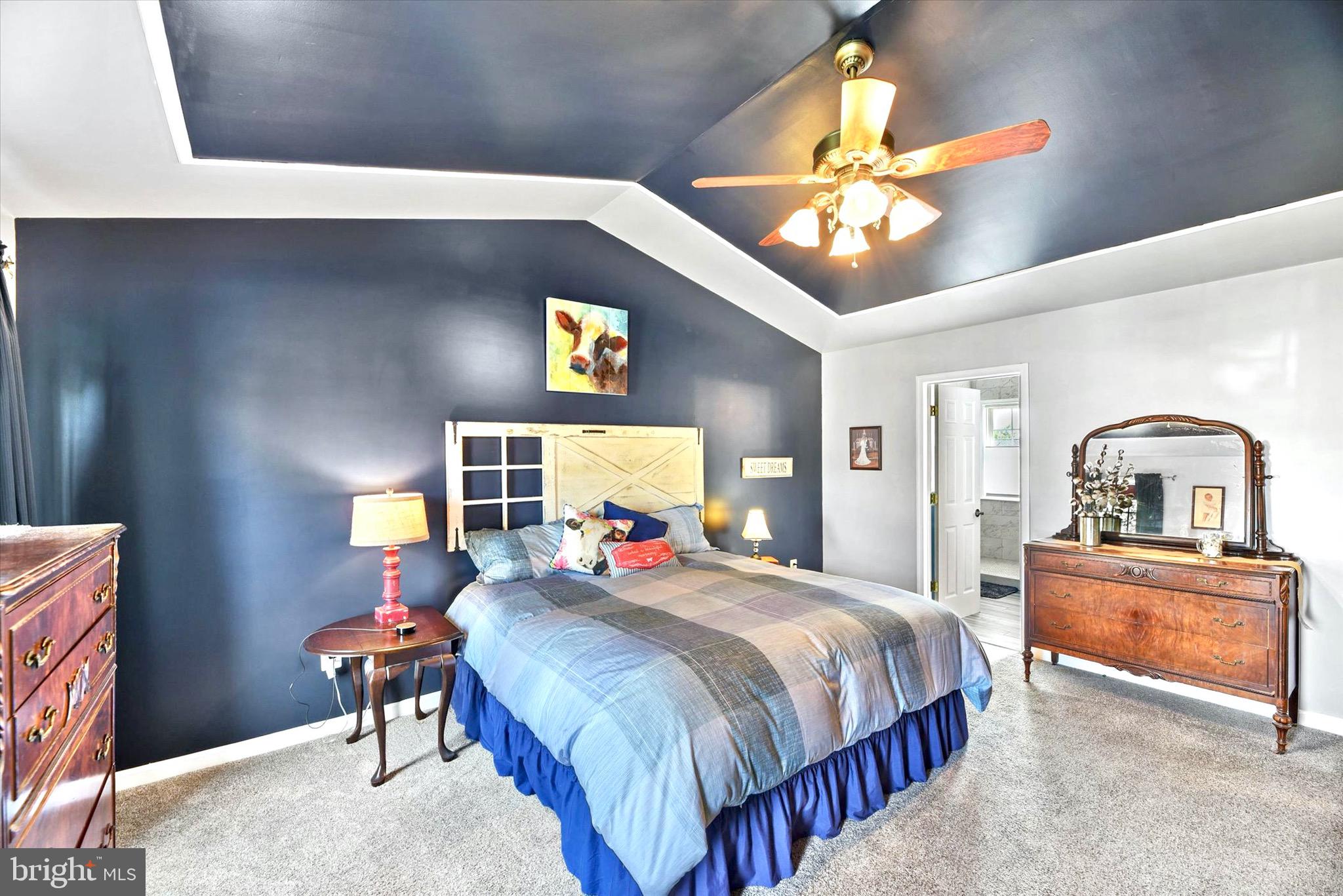 FOREST LAKES - Residential