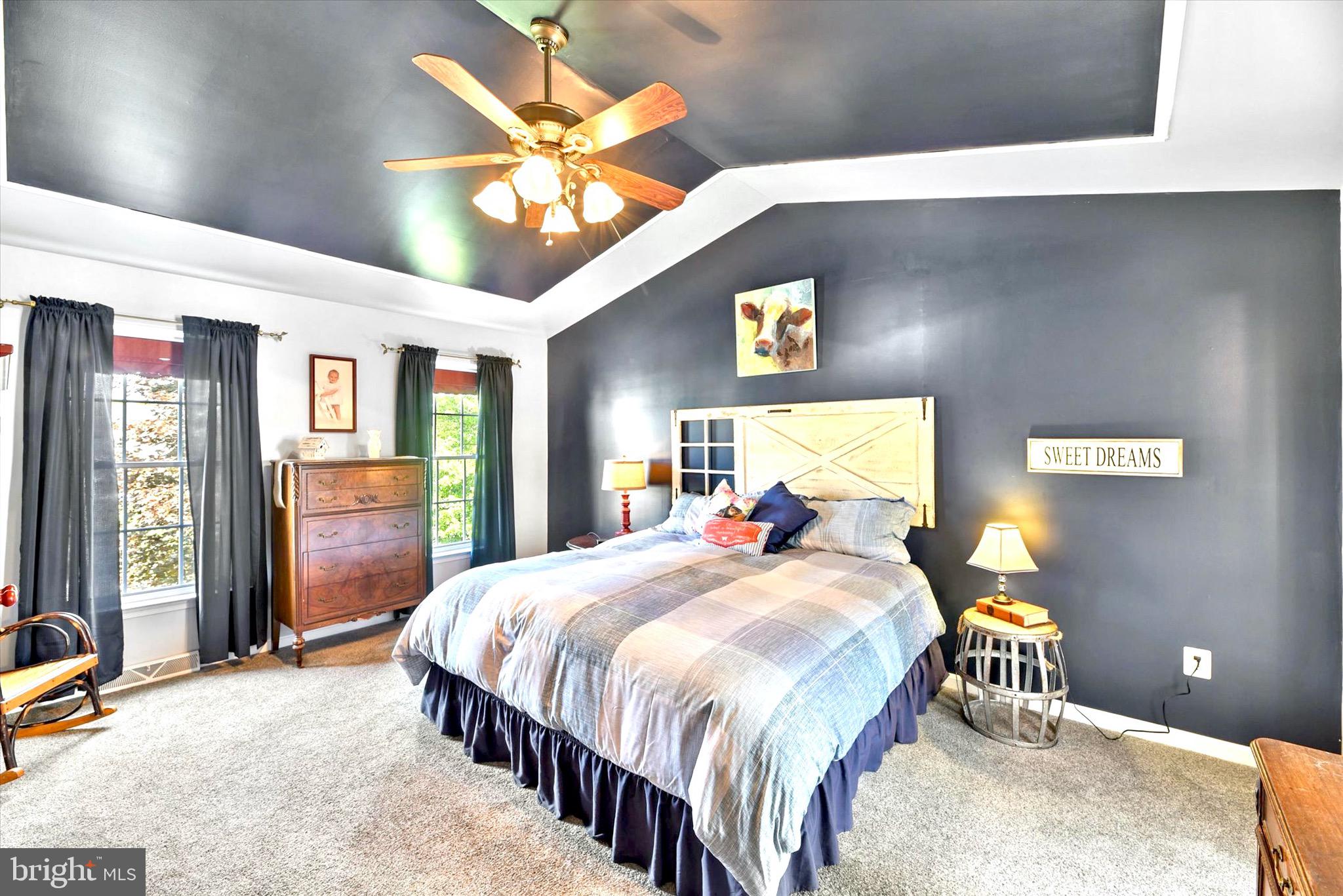 FOREST LAKES - Residential