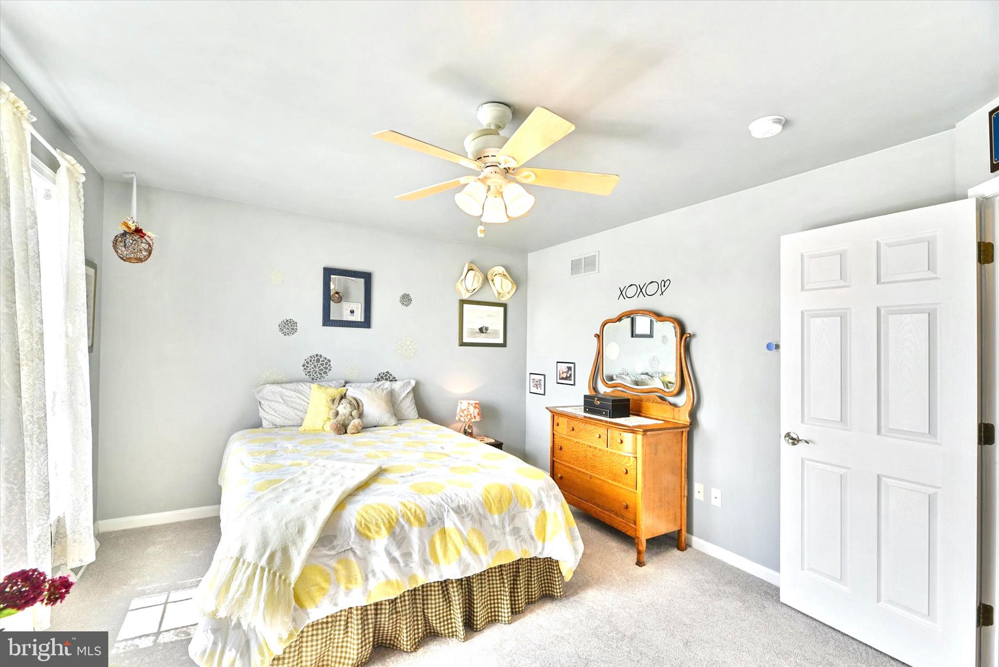 FOREST LAKES - Residential