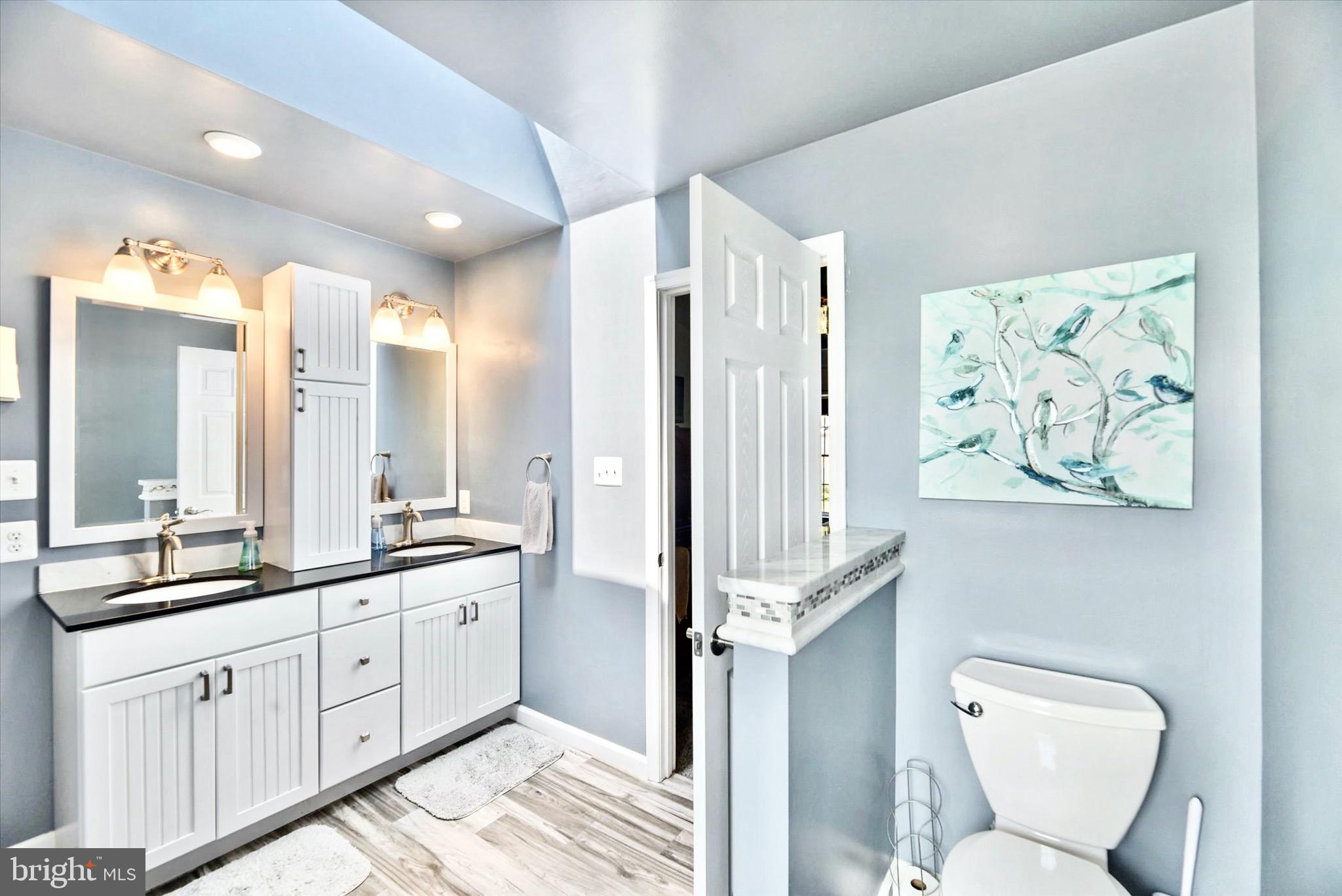 FOREST LAKES - Residential