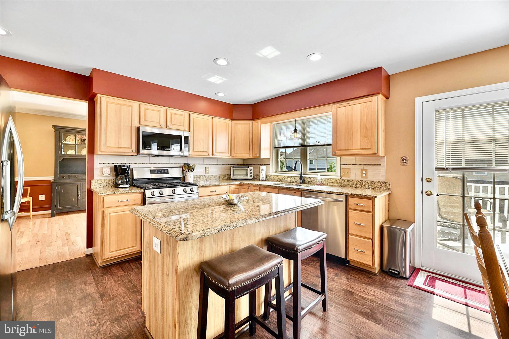 FOREST LAKES - Residential