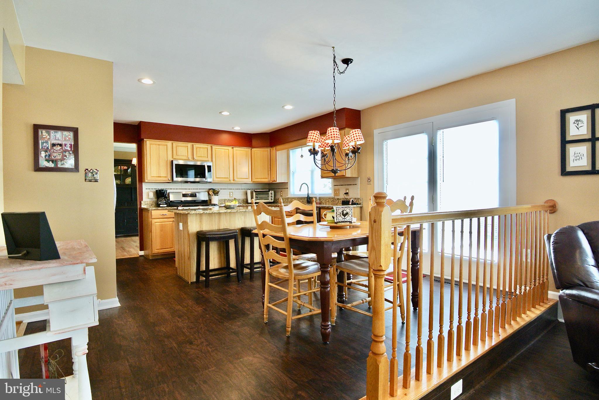 FOREST LAKES - Residential