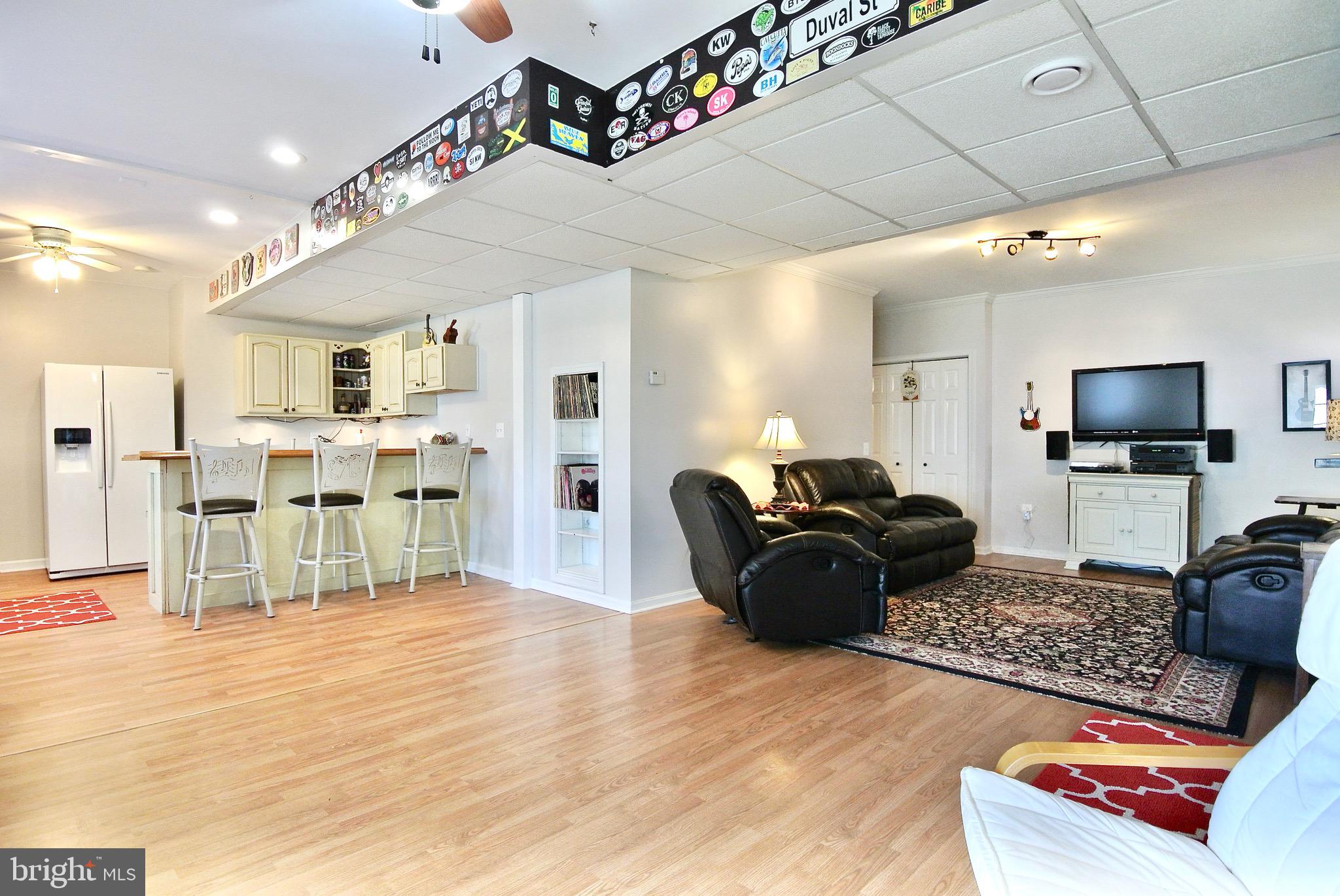 FOREST LAKES - Residential