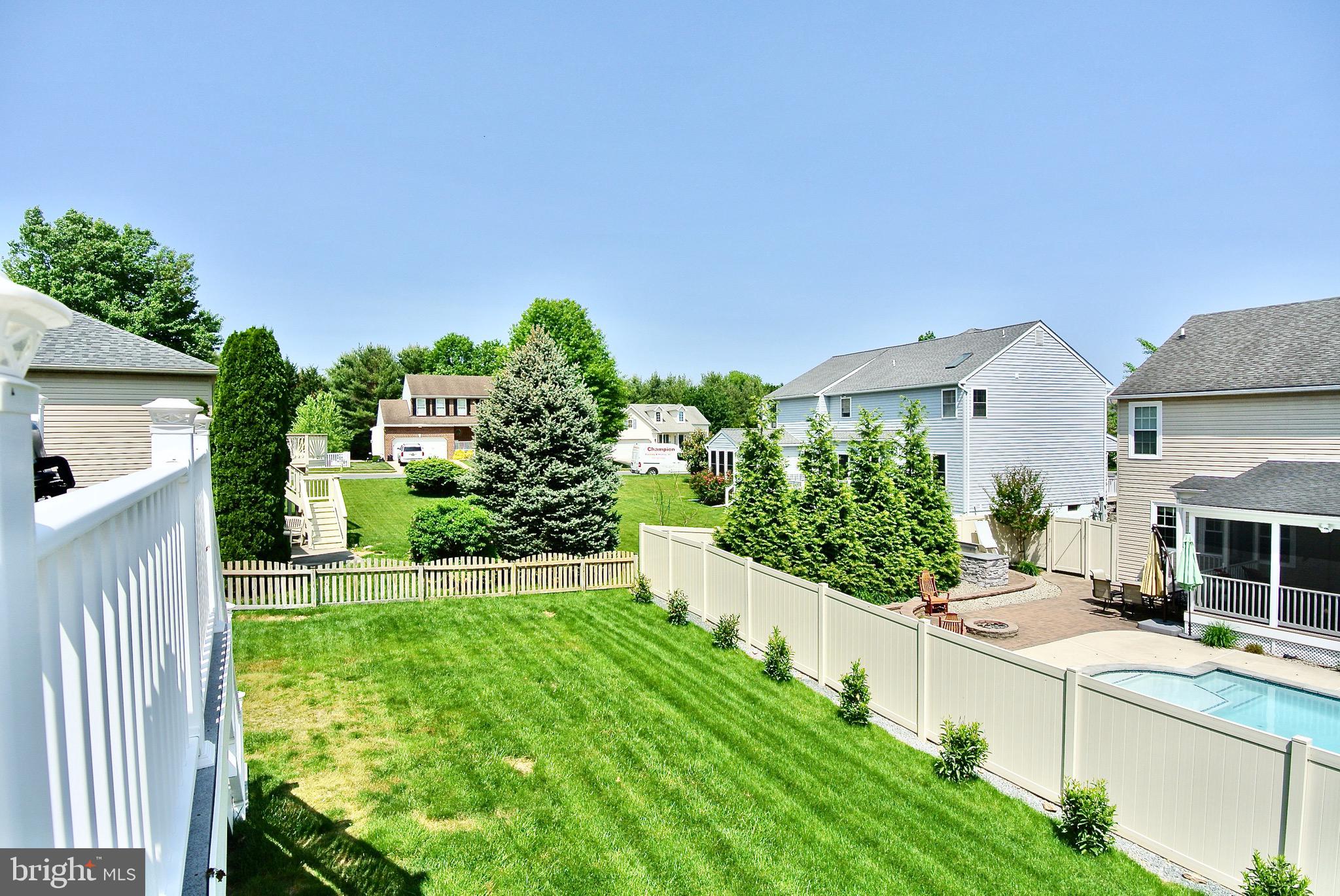 FOREST LAKES - Residential