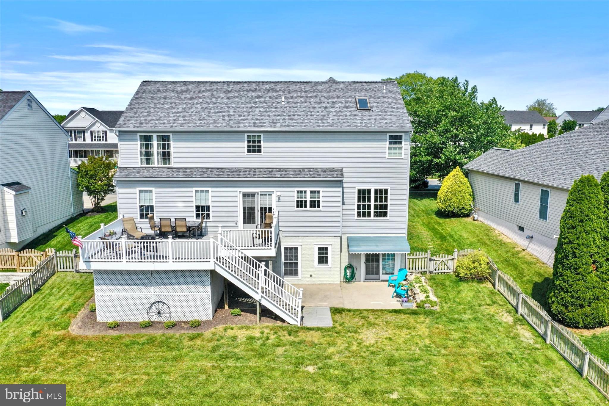 FOREST LAKES - Residential