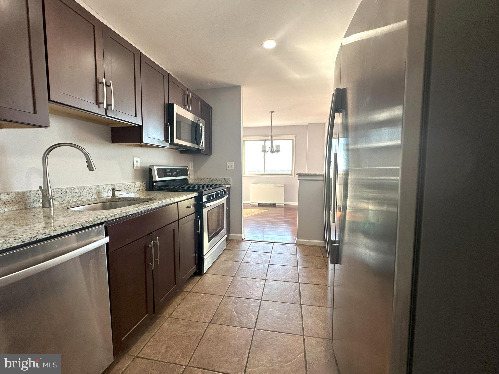 PARK PLACE - Residential Lease