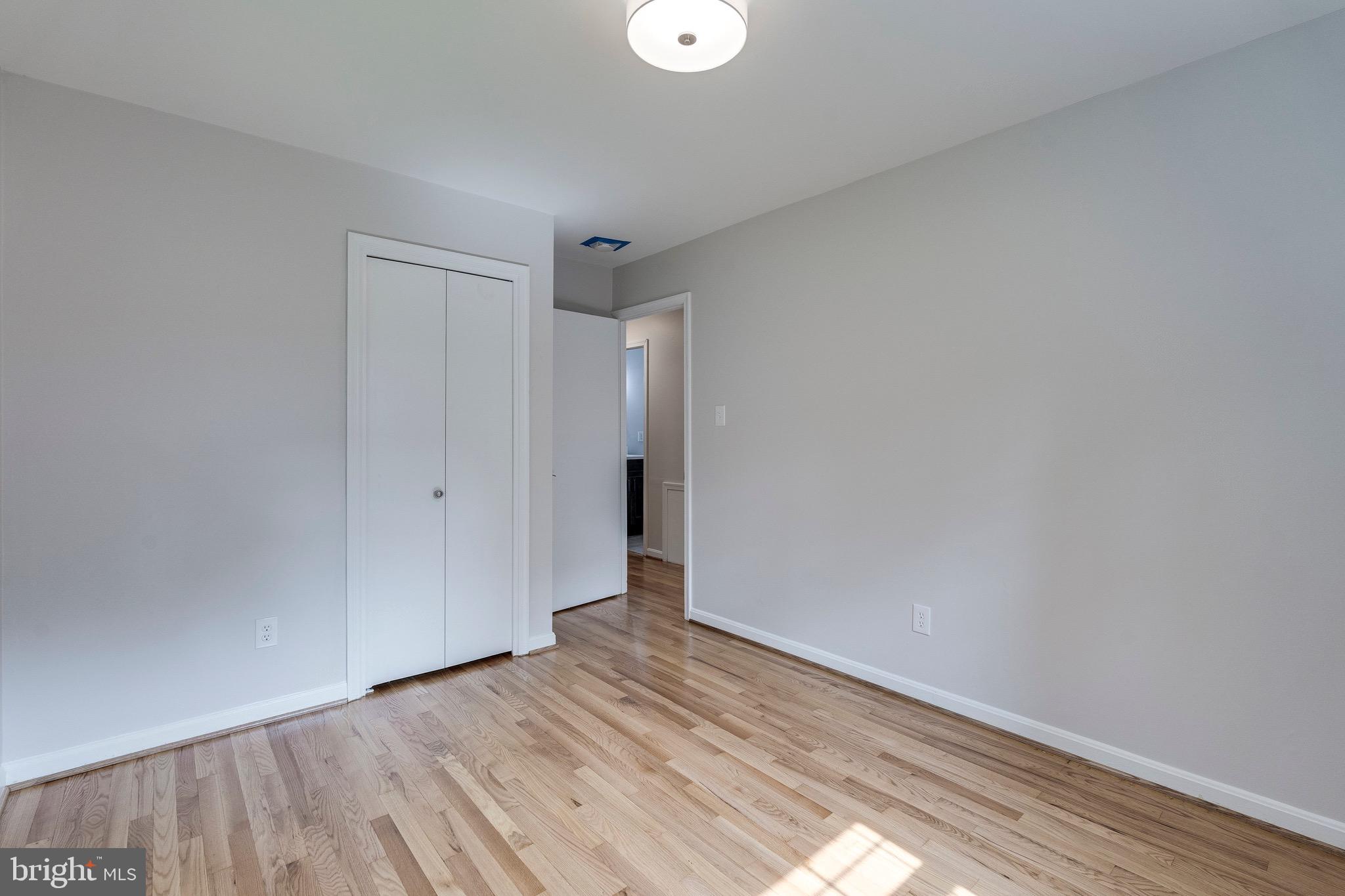 STRATTON WOODS - Residential Lease