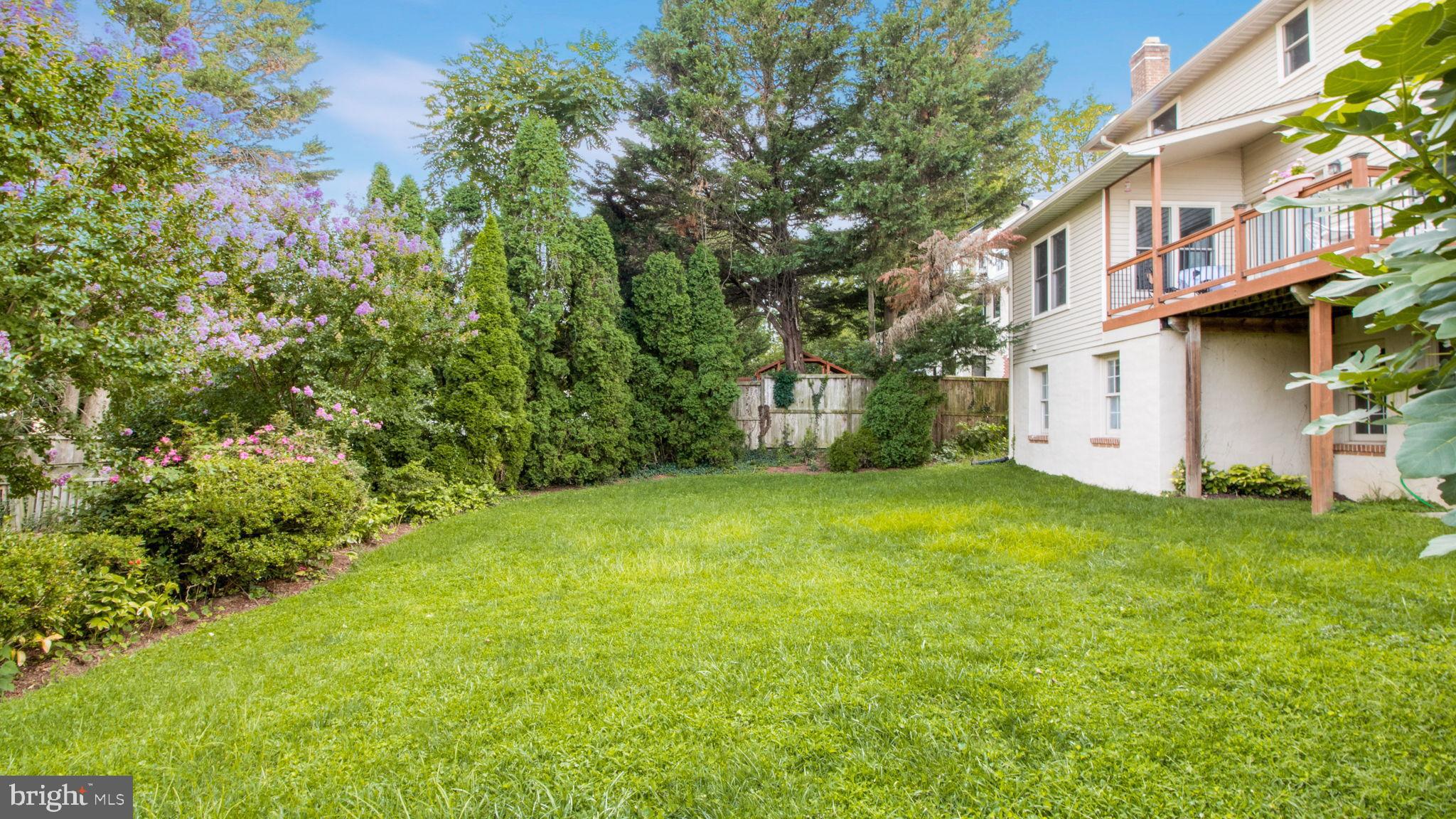 WOODSIDE PARK - Residential Lease