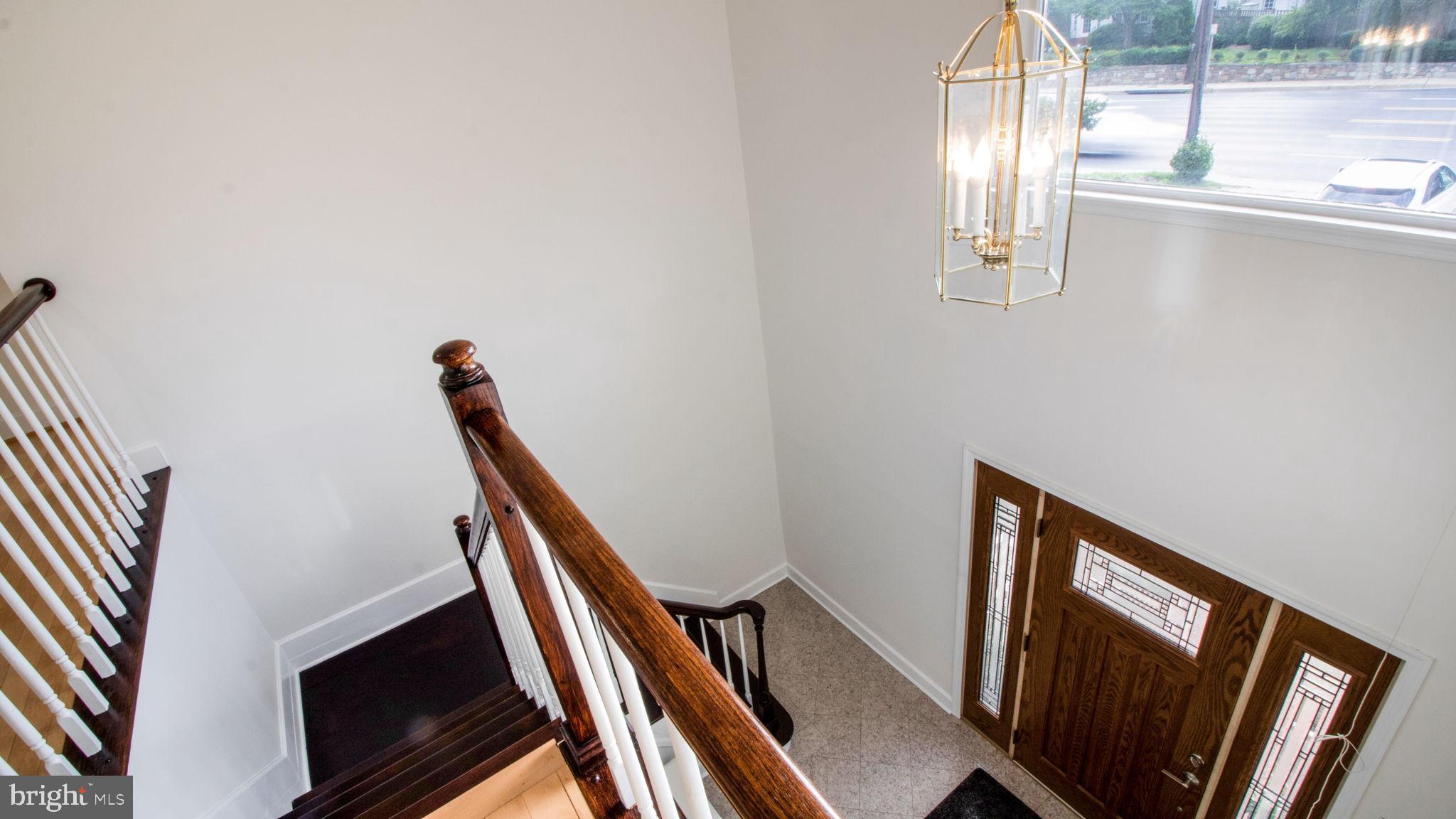 WOODSIDE PARK - Residential Lease