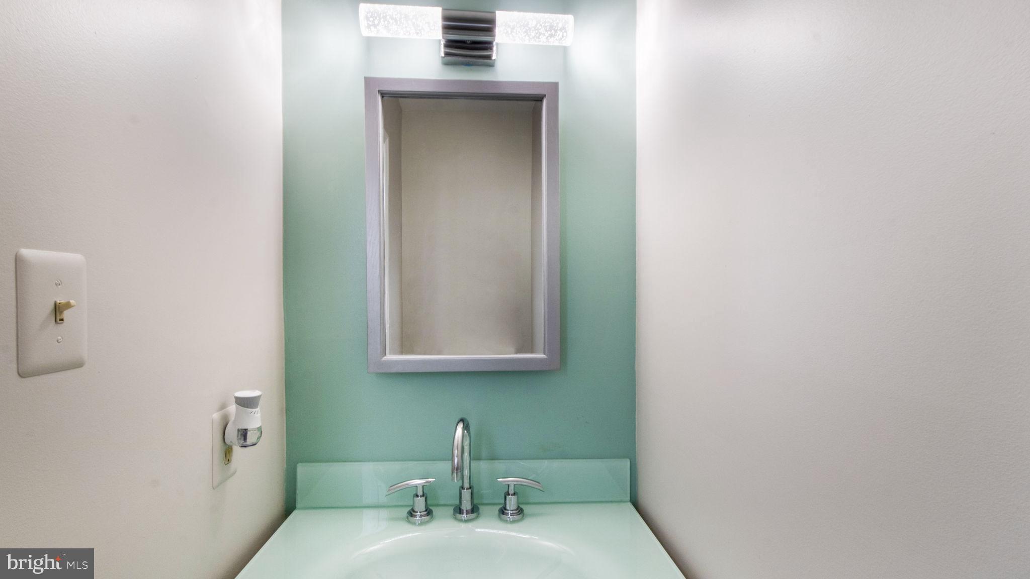 WOODSIDE PARK - Residential Lease