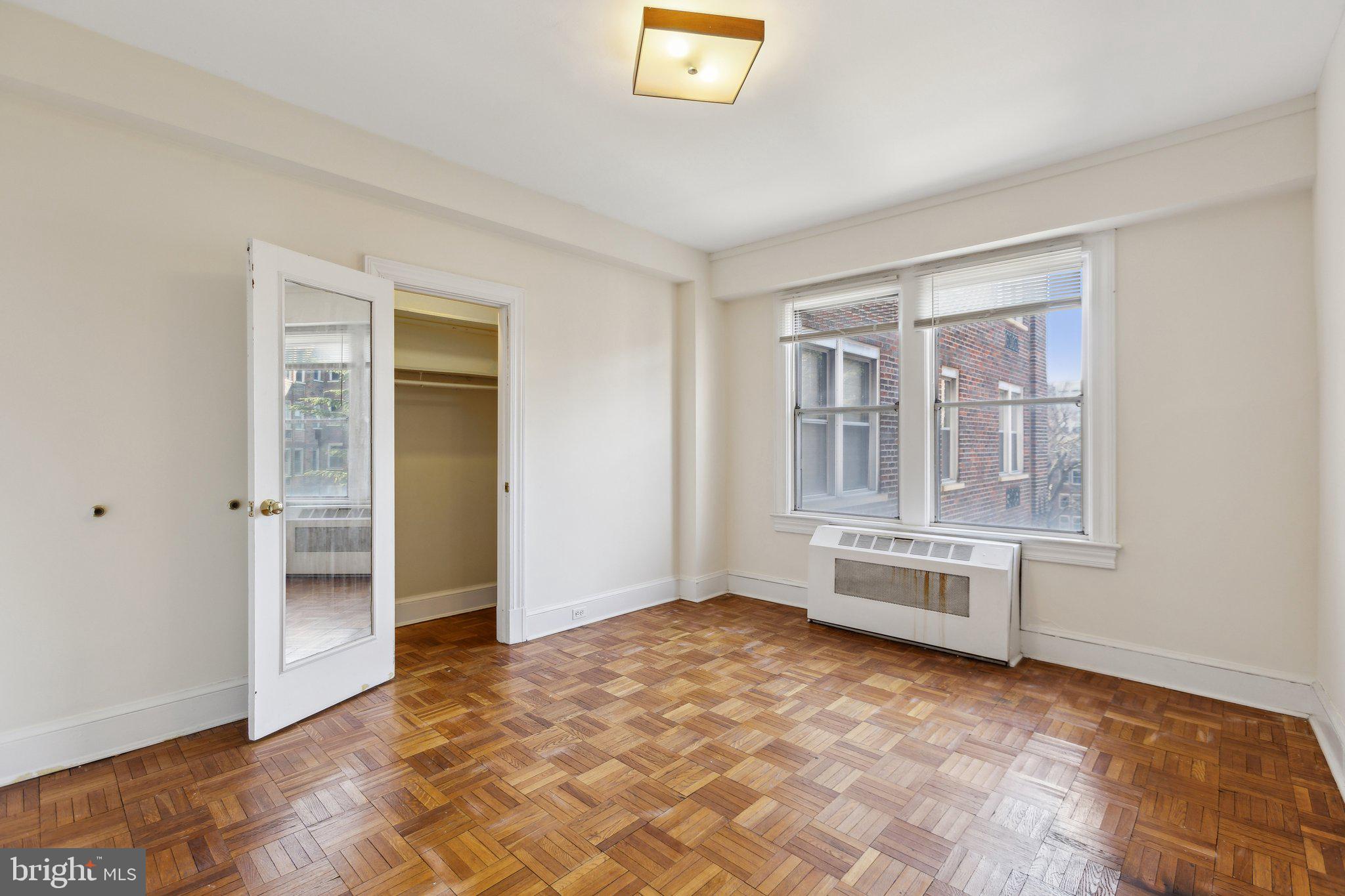 OBSERVATORY CIRCLE - Residential