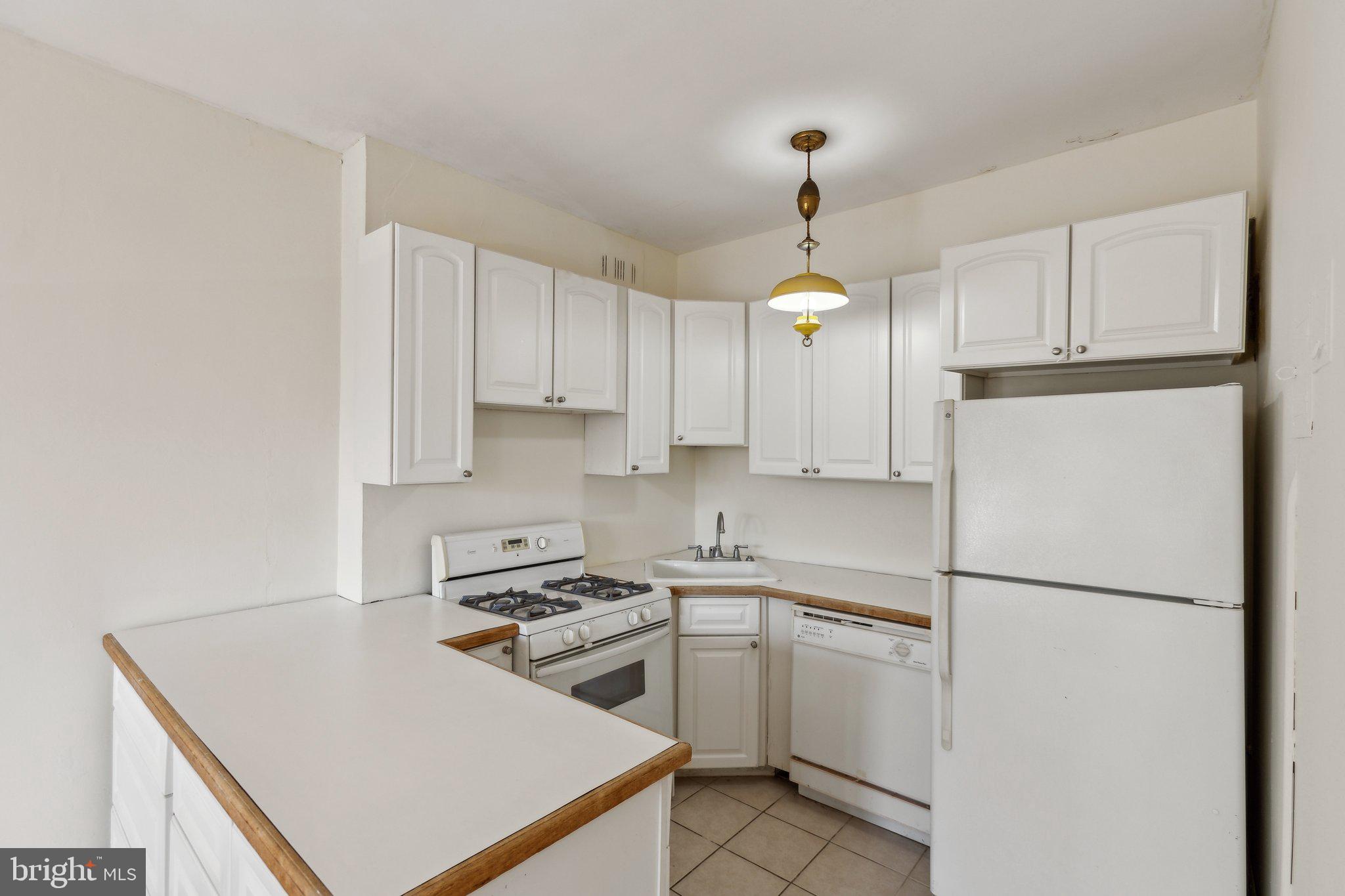OBSERVATORY CIRCLE - Residential