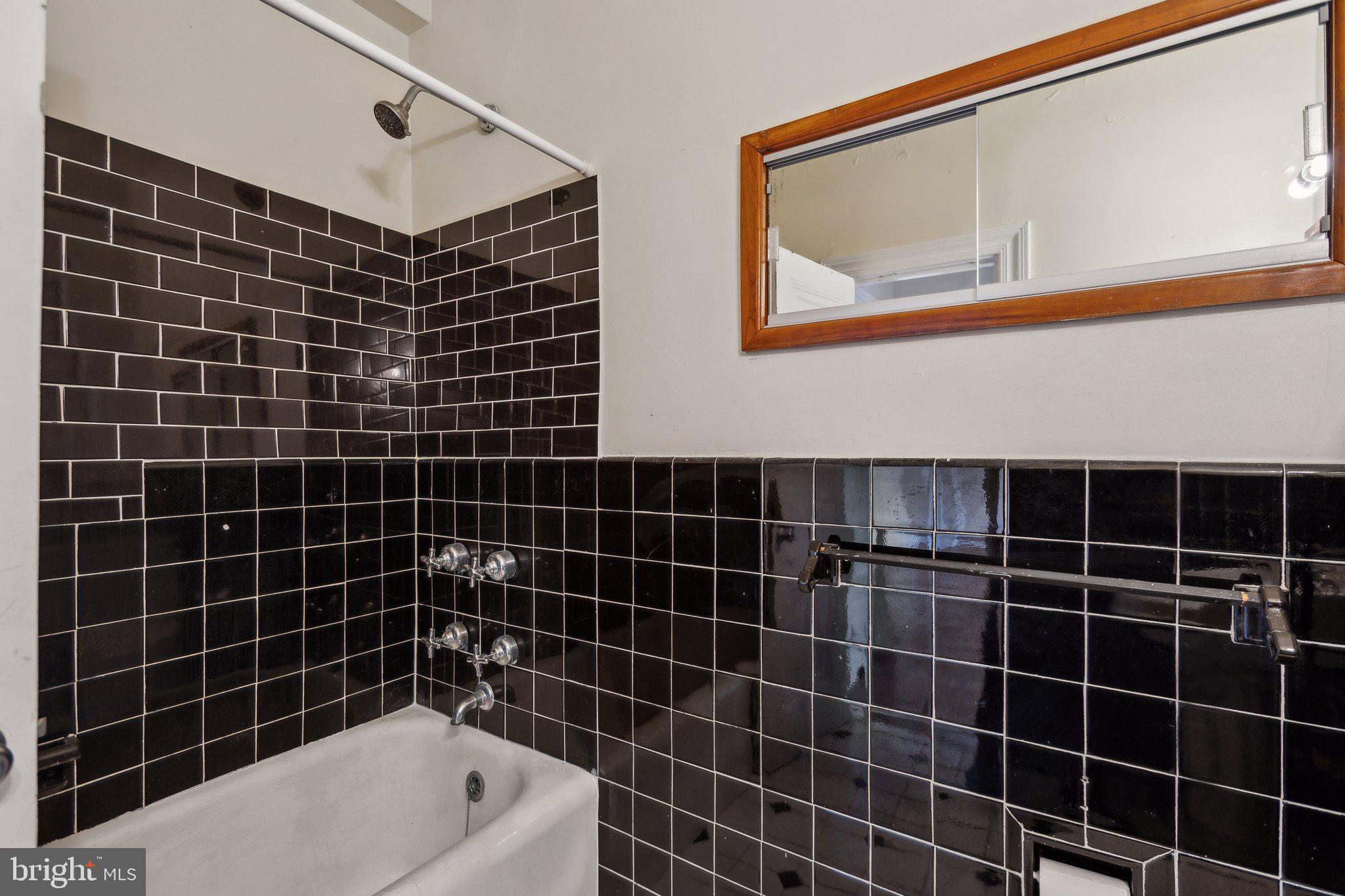 OBSERVATORY CIRCLE - Residential