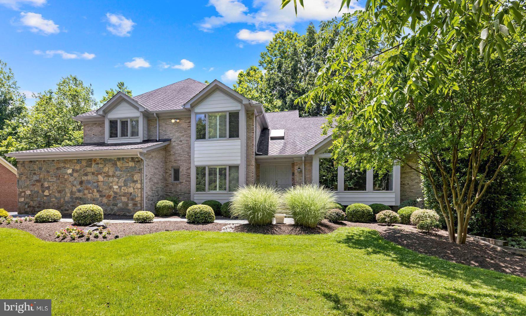 POTOMAC OUTSIDE - Residential