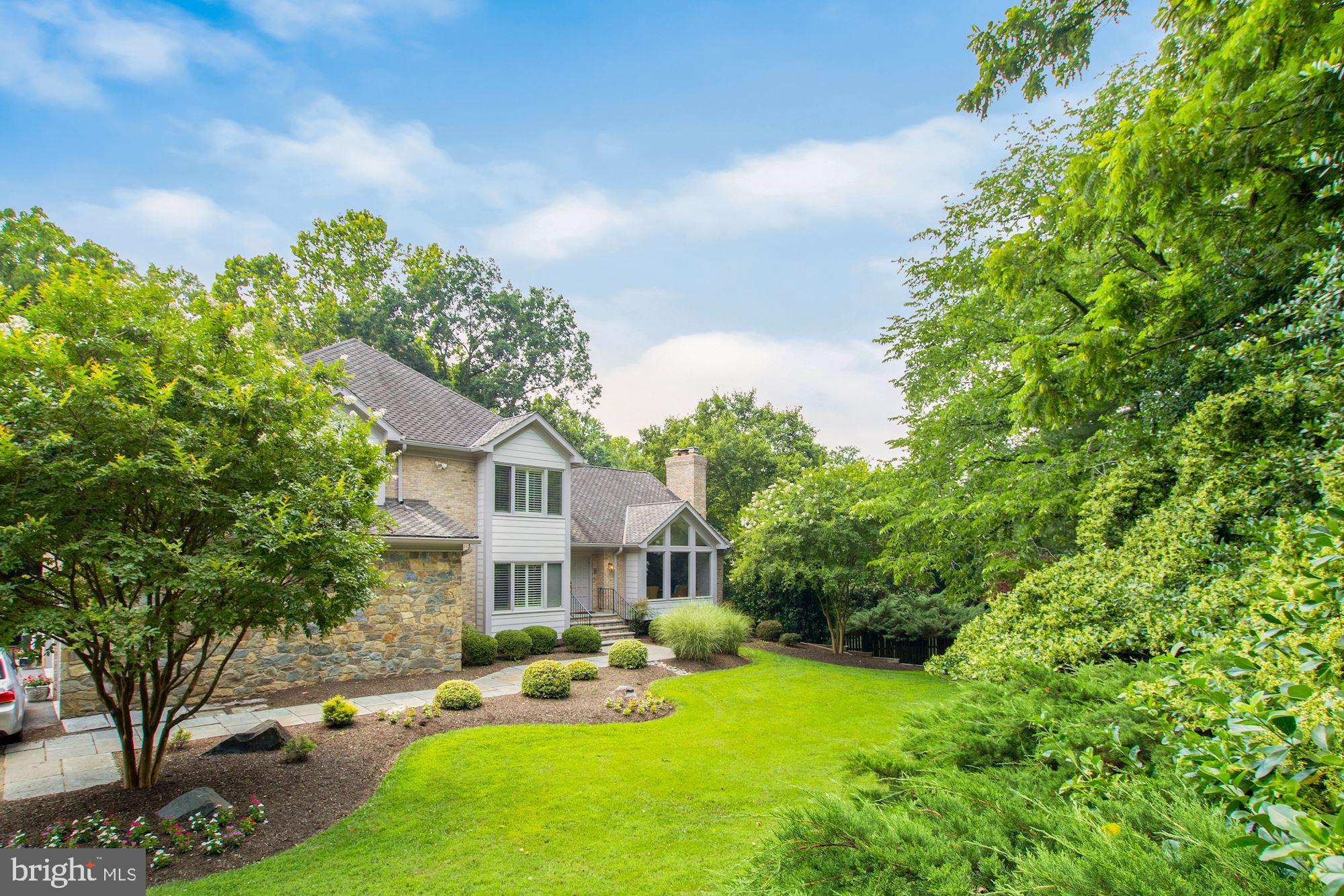 POTOMAC OUTSIDE - Residential