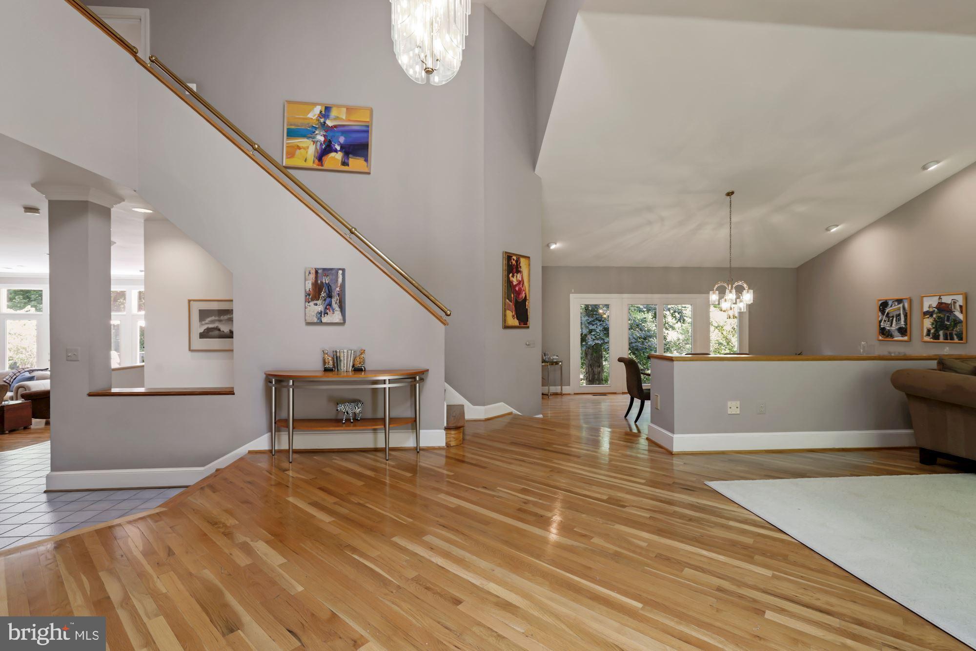 POTOMAC OUTSIDE - Residential