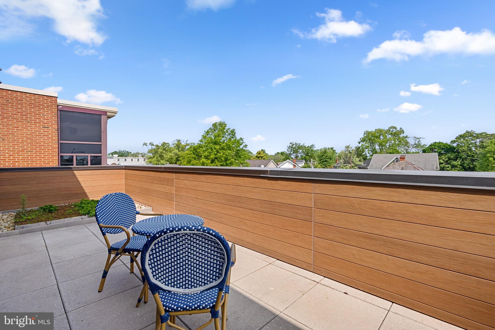 HISTORIC DISTRICT - Residential