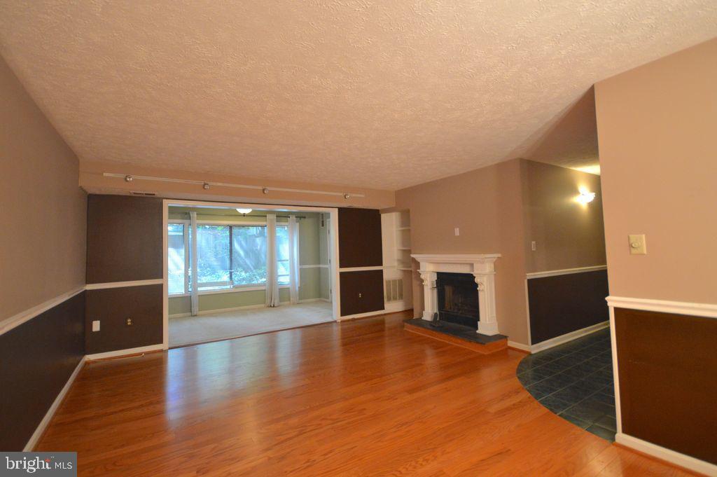 GAITHERSBURG - Residential Lease