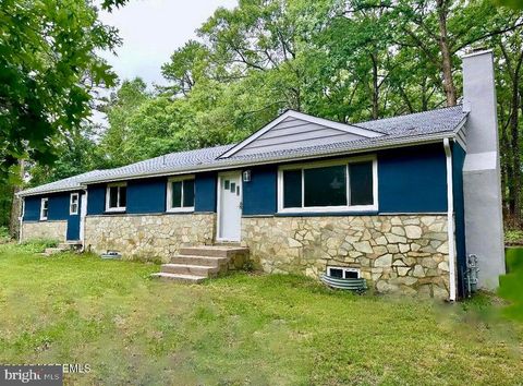 Photo of 135 S Main Street, BARNEGAT, NJ 08005 (MLS # NJOC2041904)