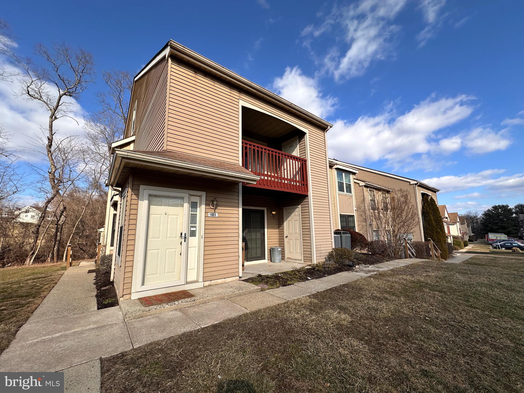 16012 CLARK COURT