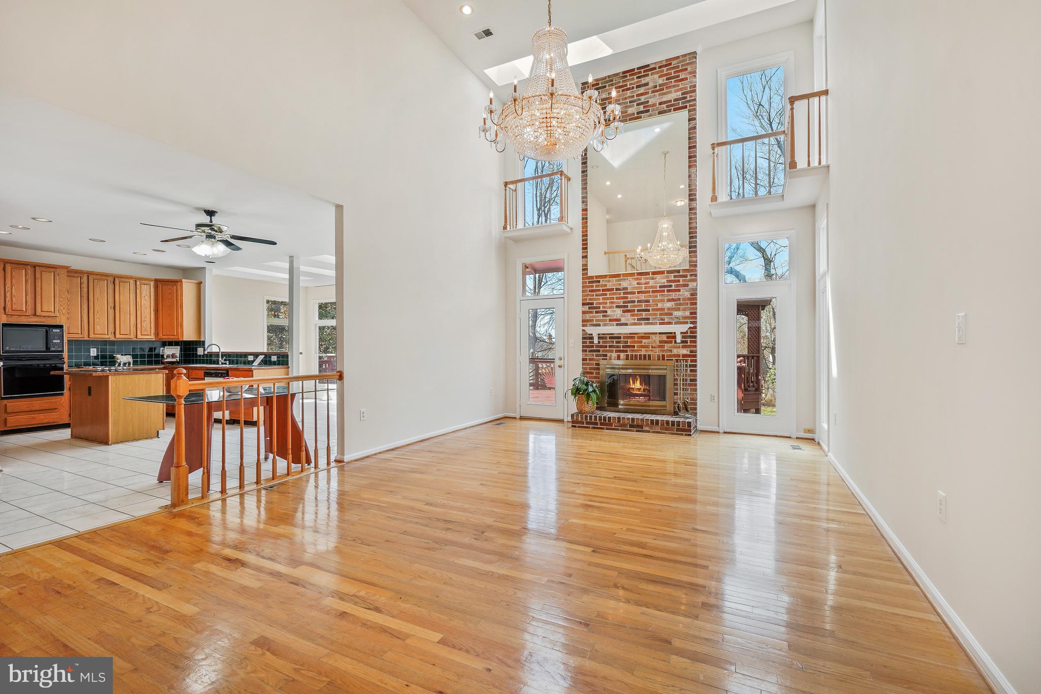 WASHINGTONIAN WOODS - Residential