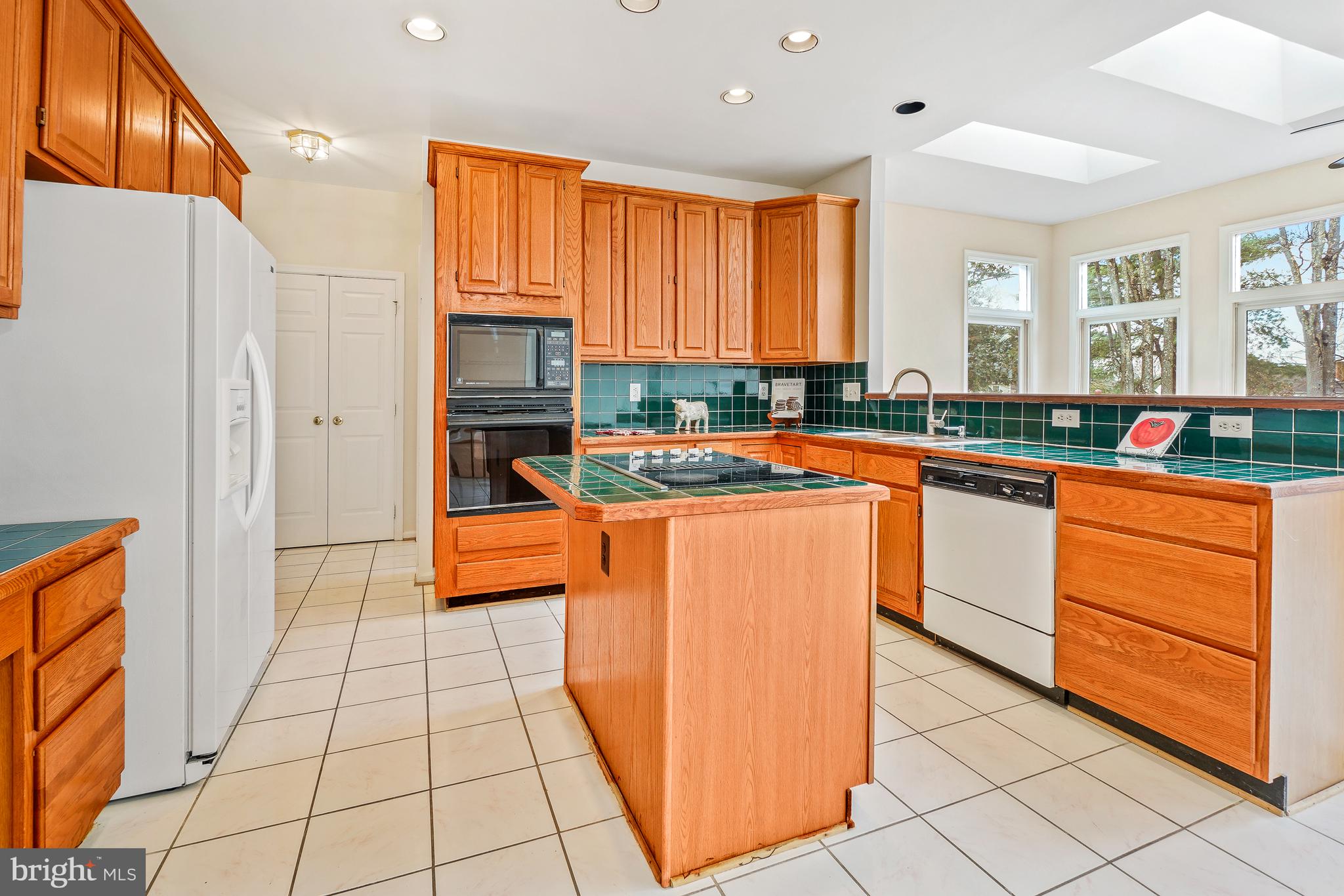 WASHINGTONIAN WOODS - Residential