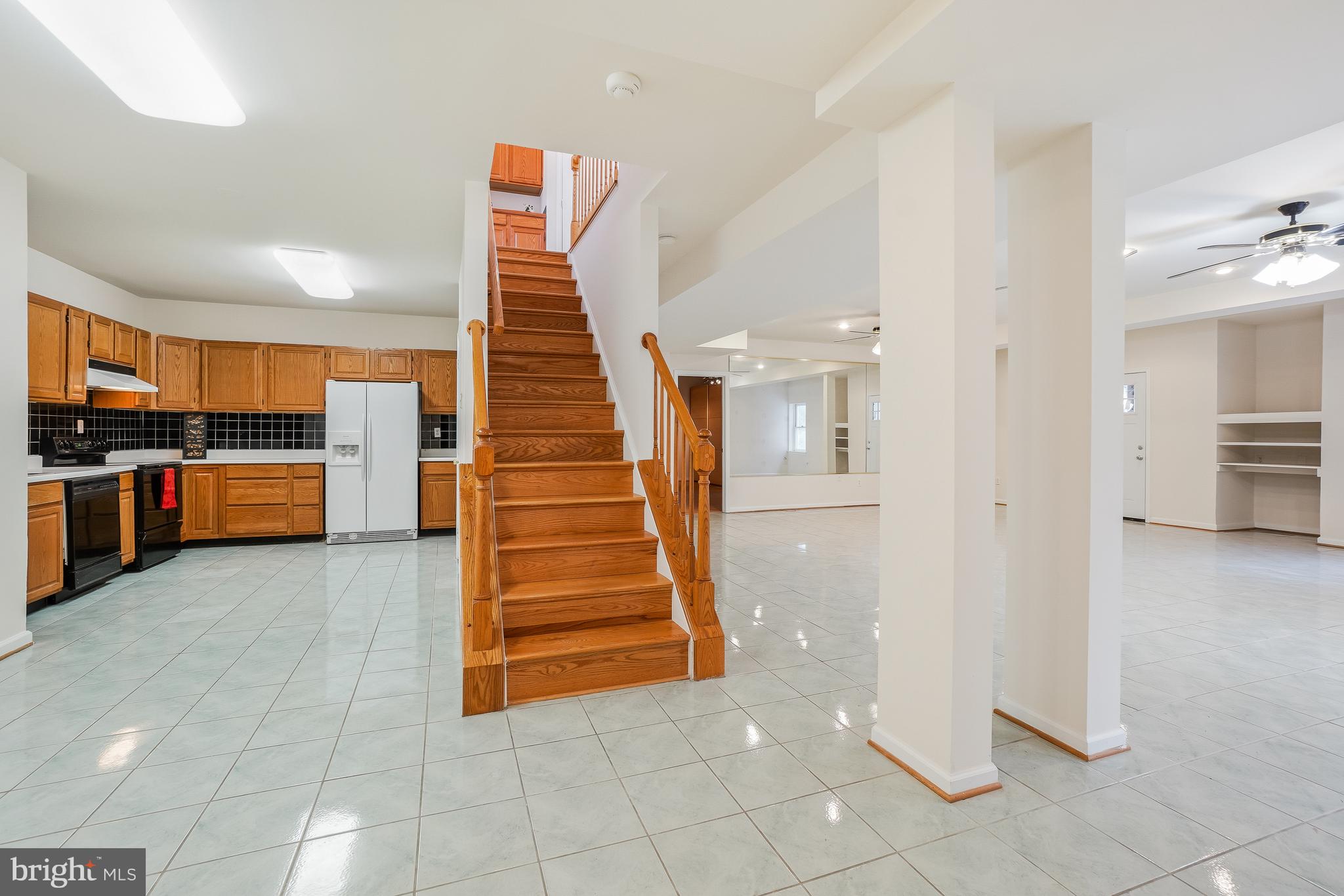 WASHINGTONIAN WOODS - Residential