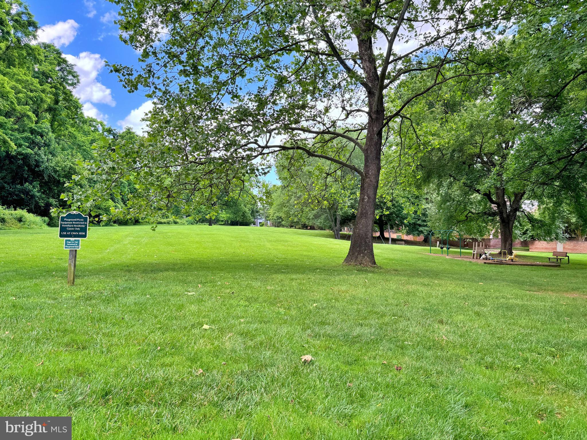 STONEHURST - Residential