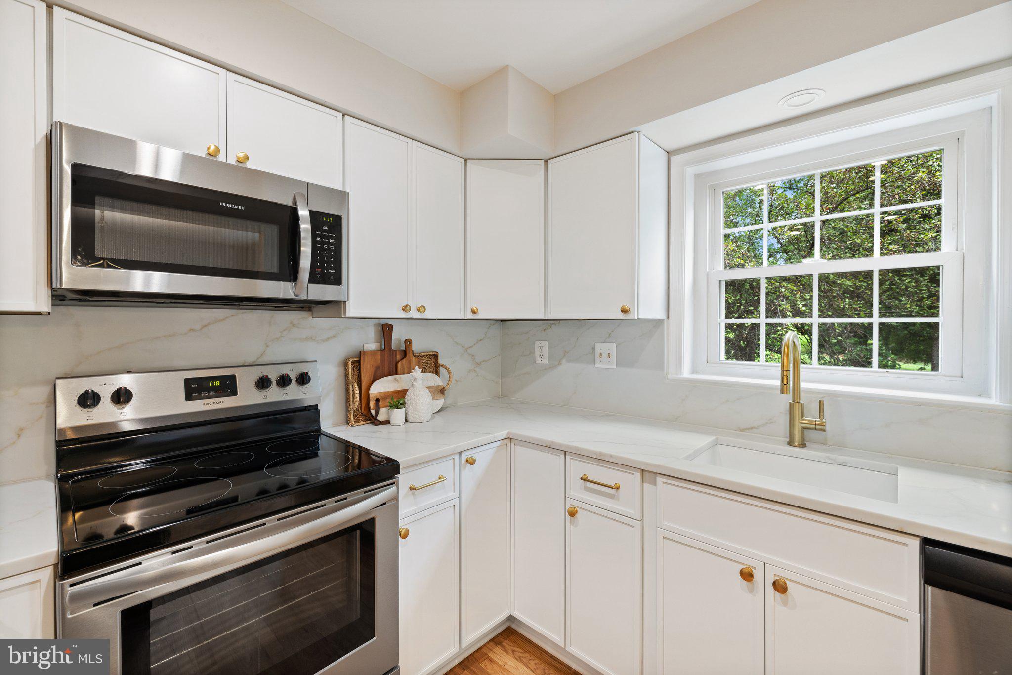 STONEHURST - Residential