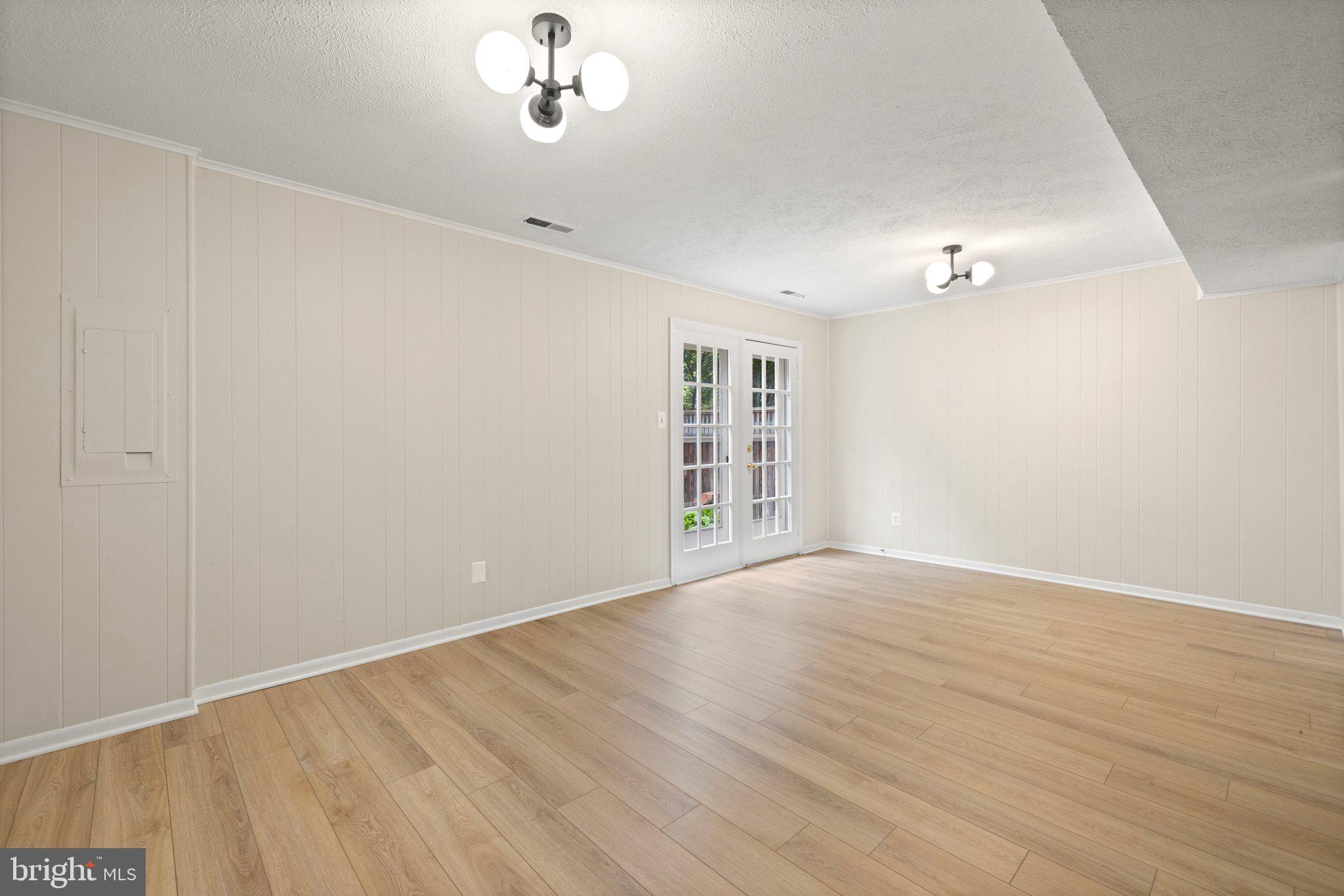 STONEHURST - Residential