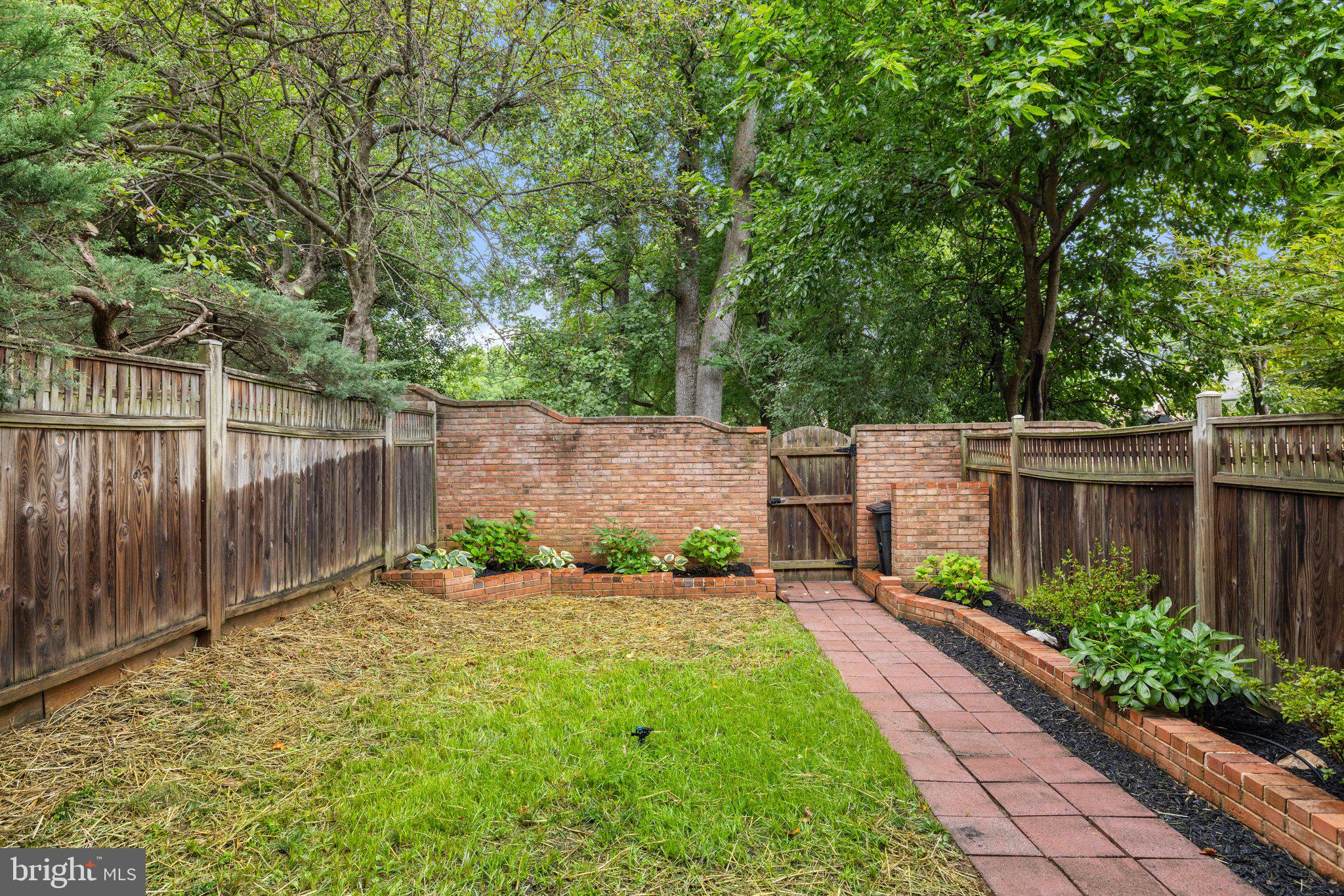 STONEHURST - Residential