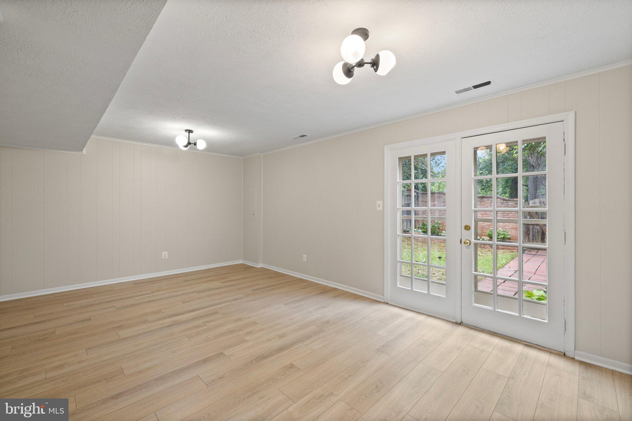 STONEHURST - Residential