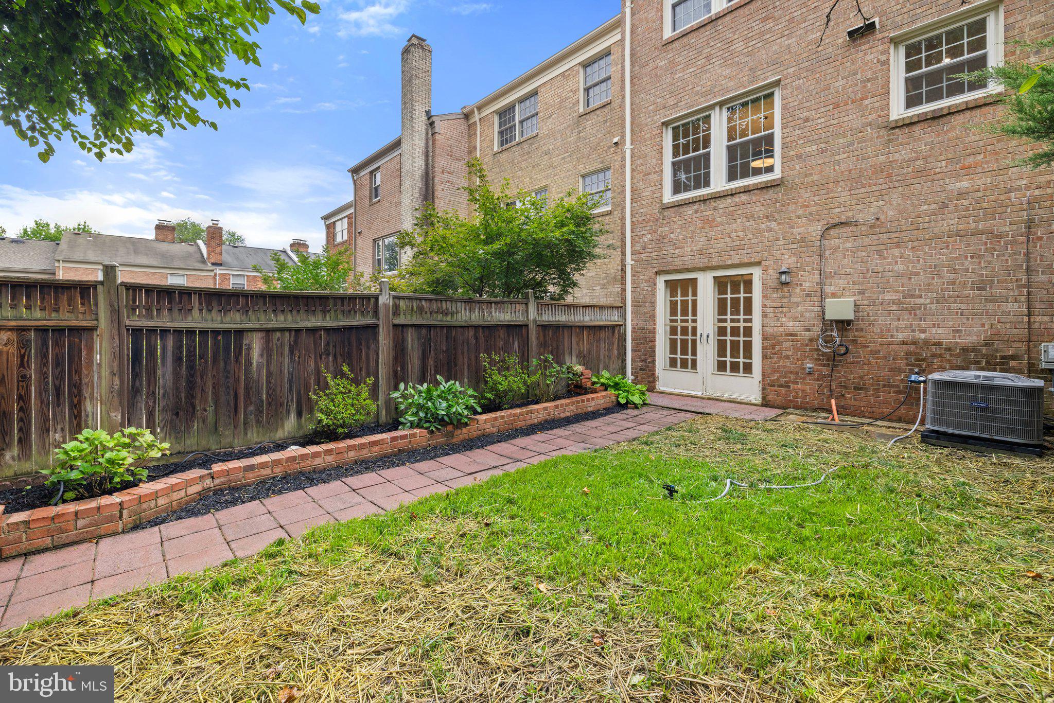 STONEHURST - Residential