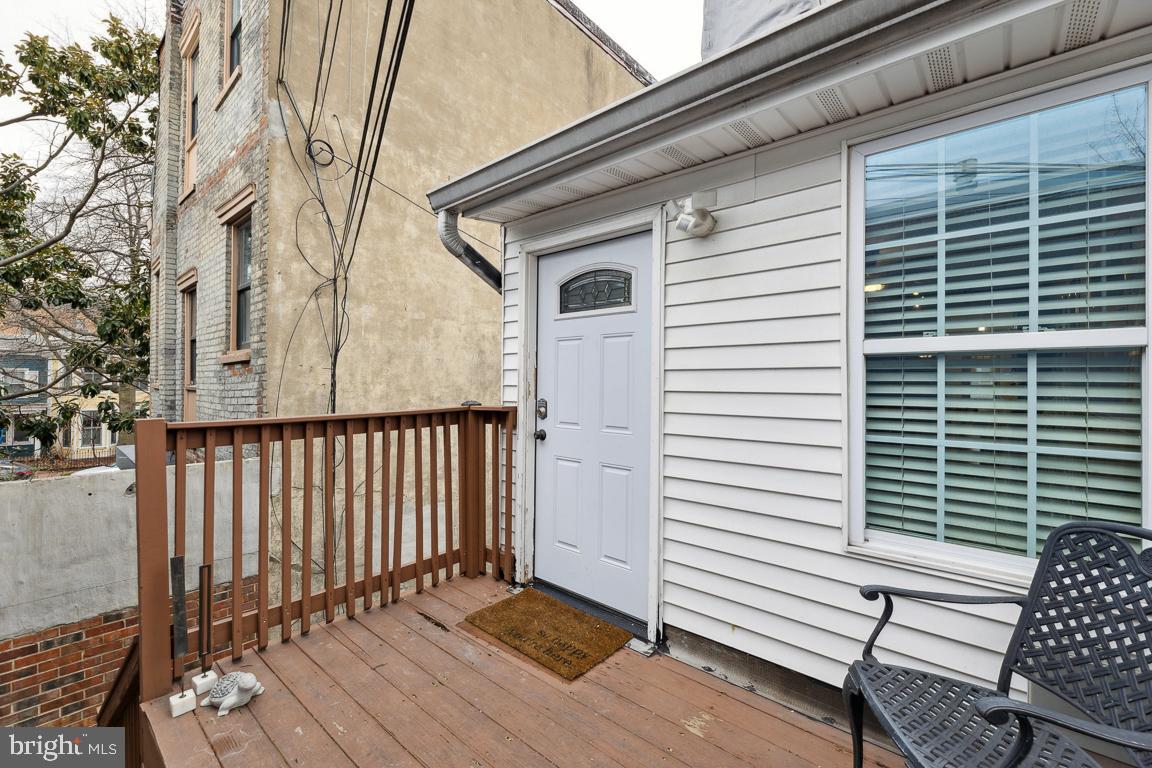 CAPITOL HILL - Residential Lease