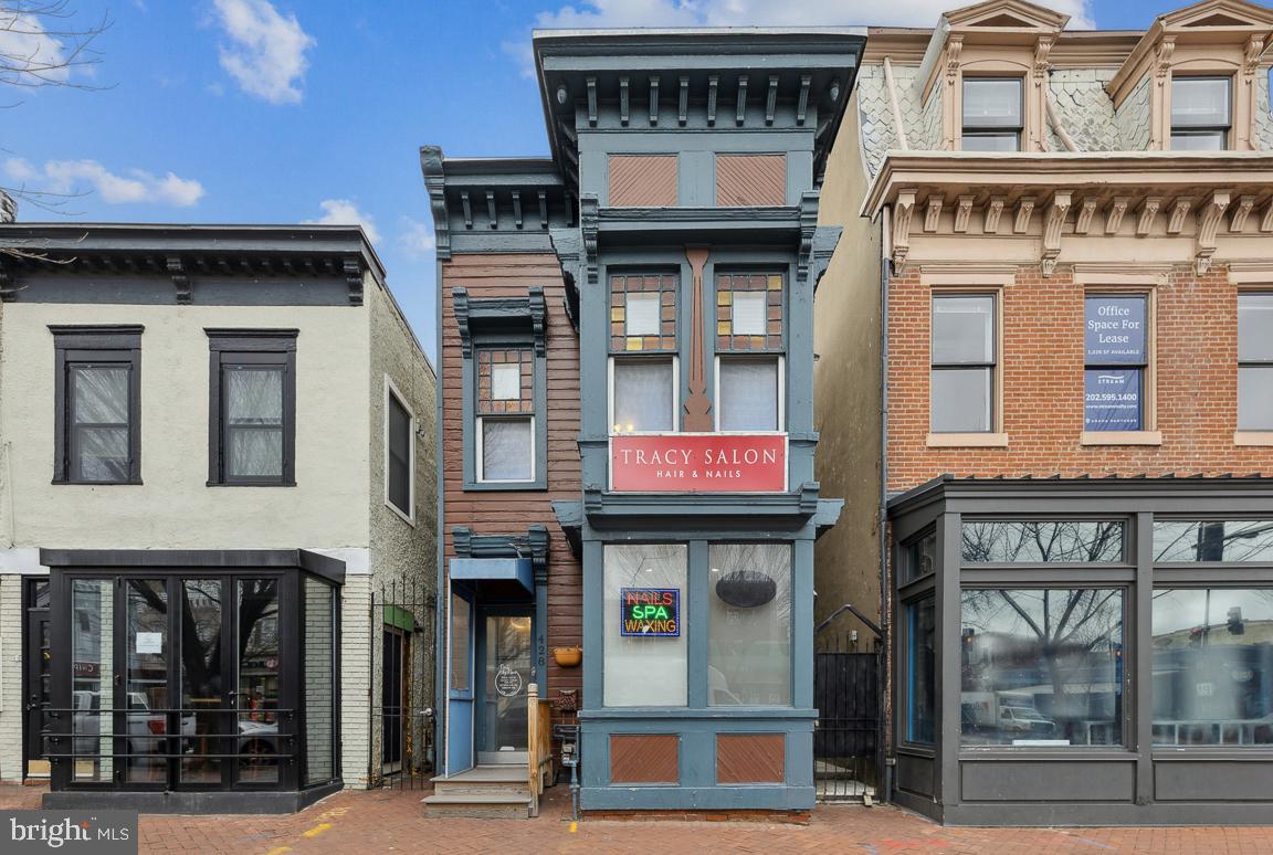 CAPITOL HILL - Residential Lease