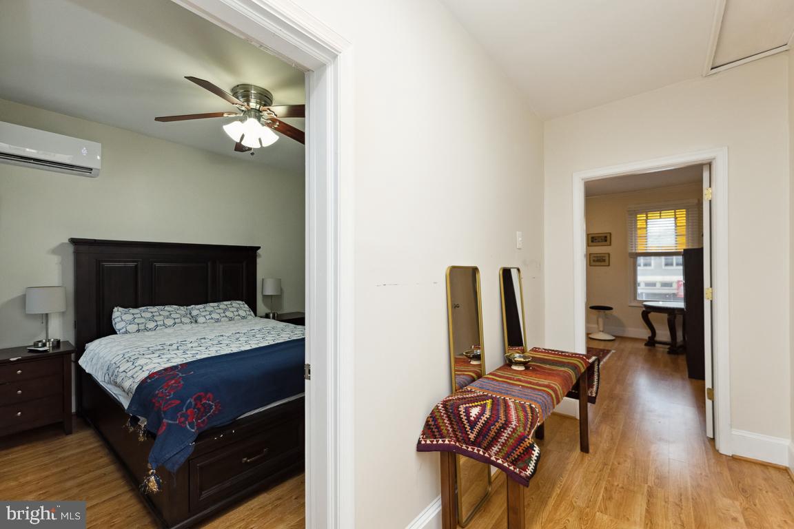 CAPITOL HILL - Residential Lease