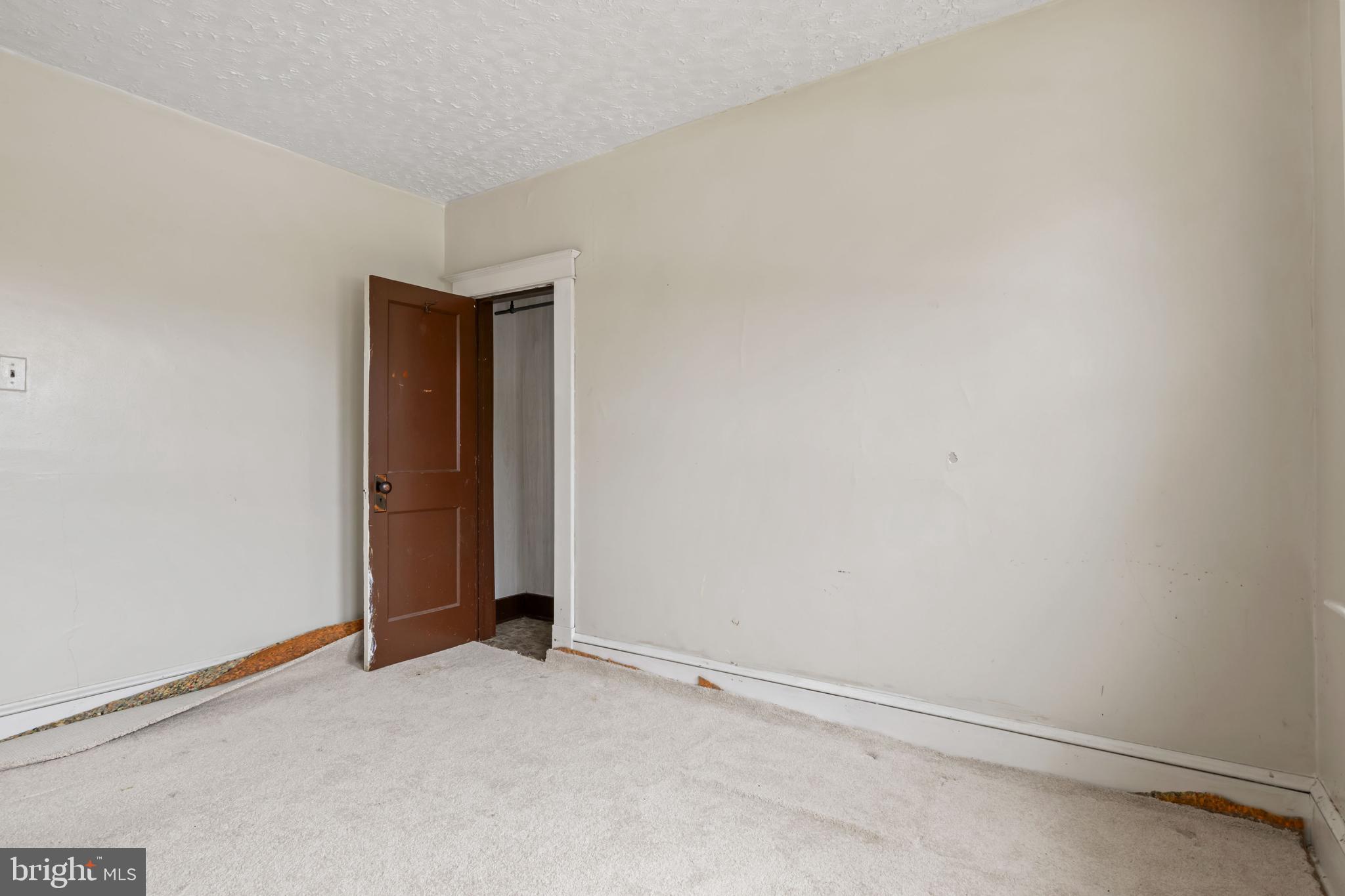 ELMWOOD - Residential