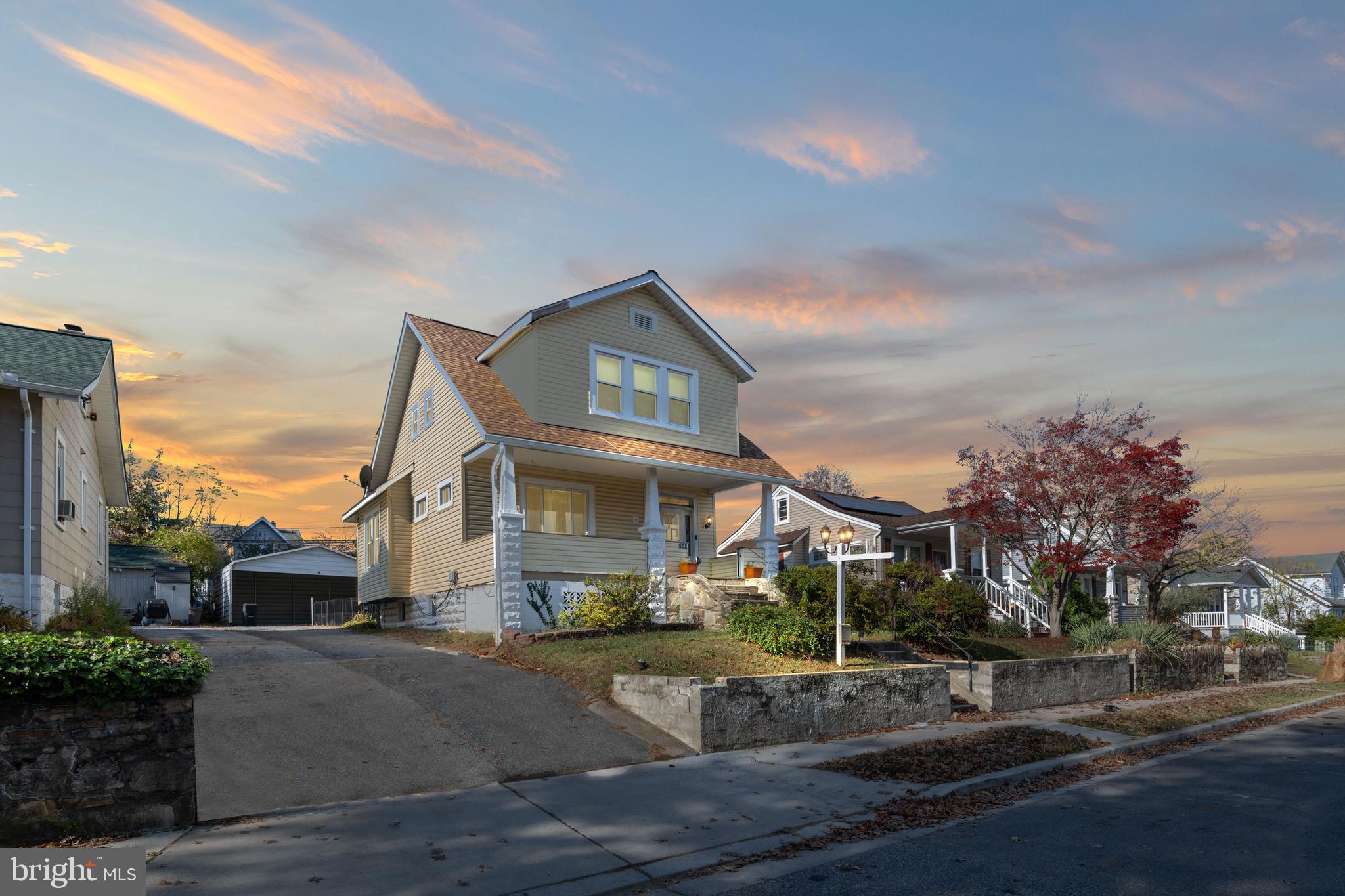 ELMWOOD - Residential